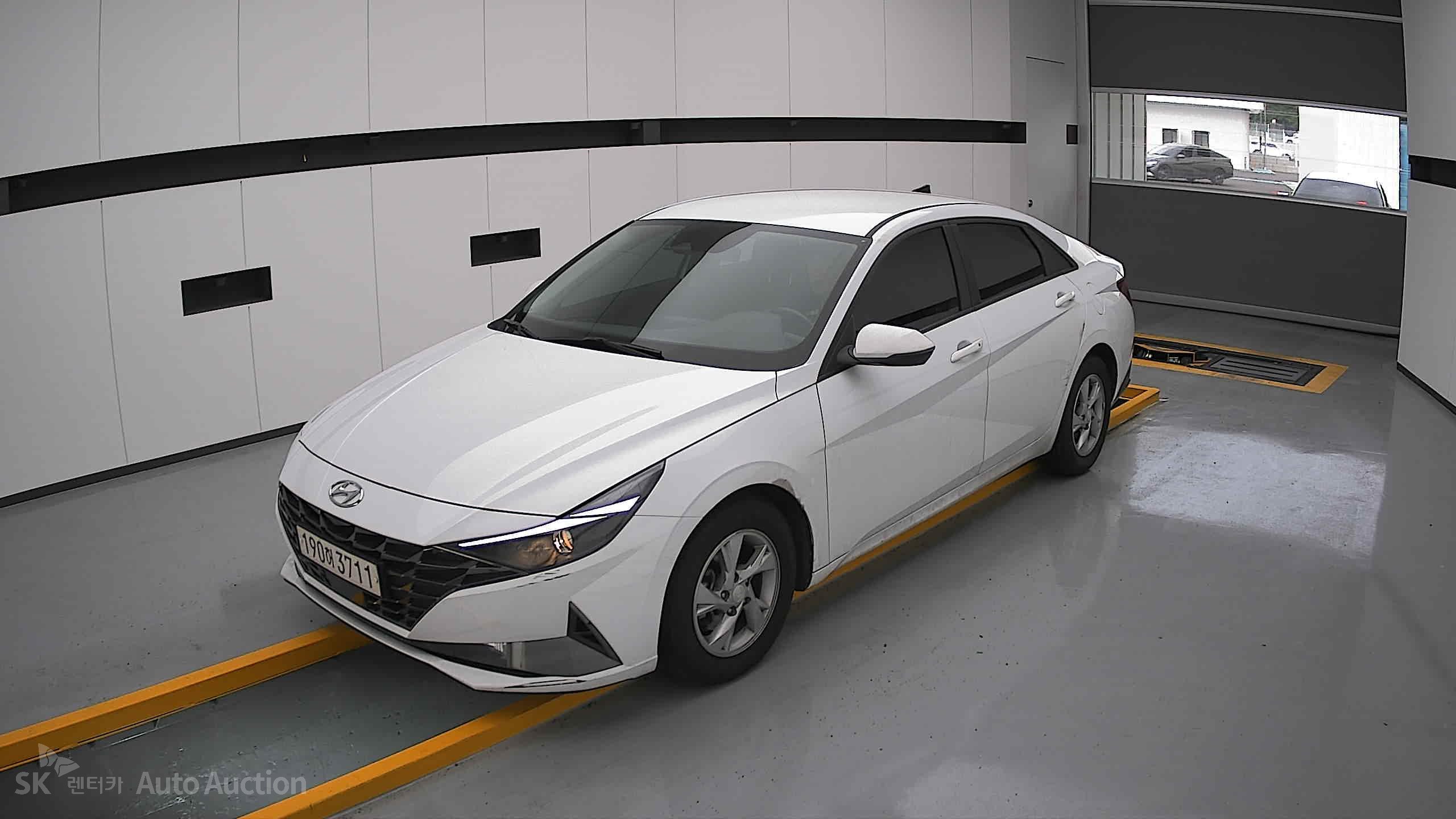 2022 - hyundai avante
