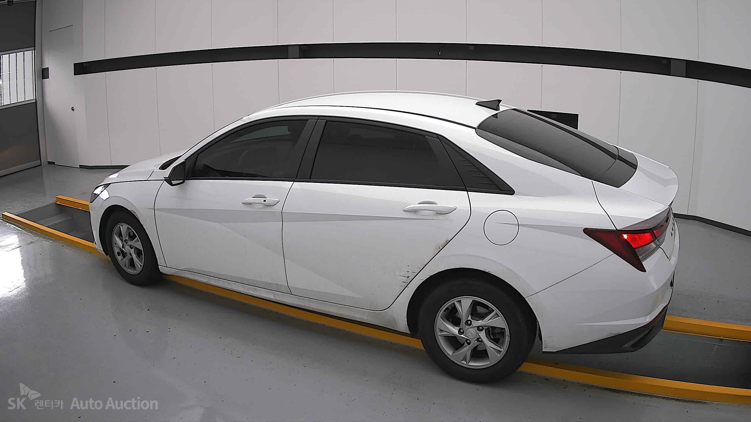 2022 - hyundai avante