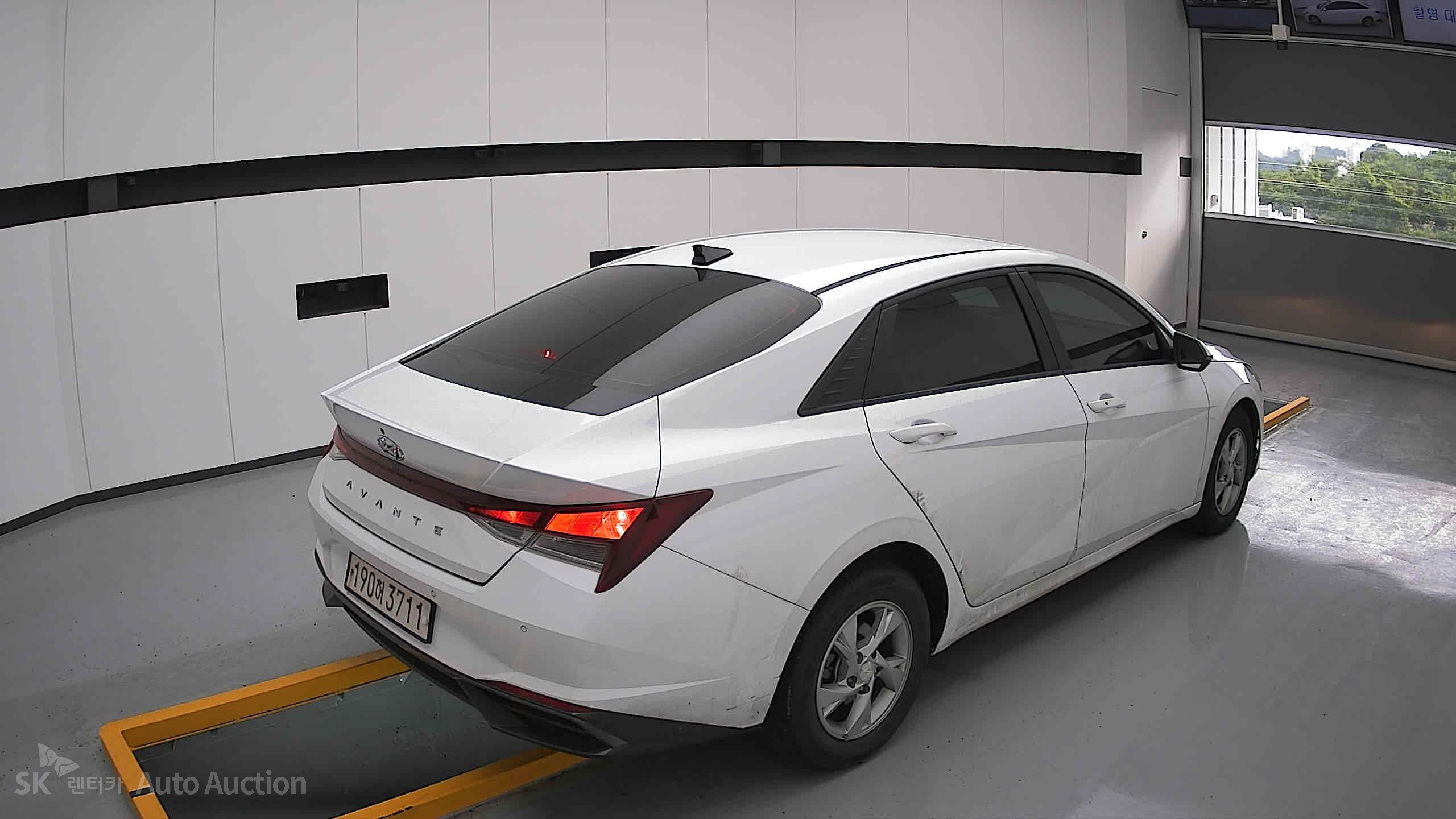 2022 - hyundai avante