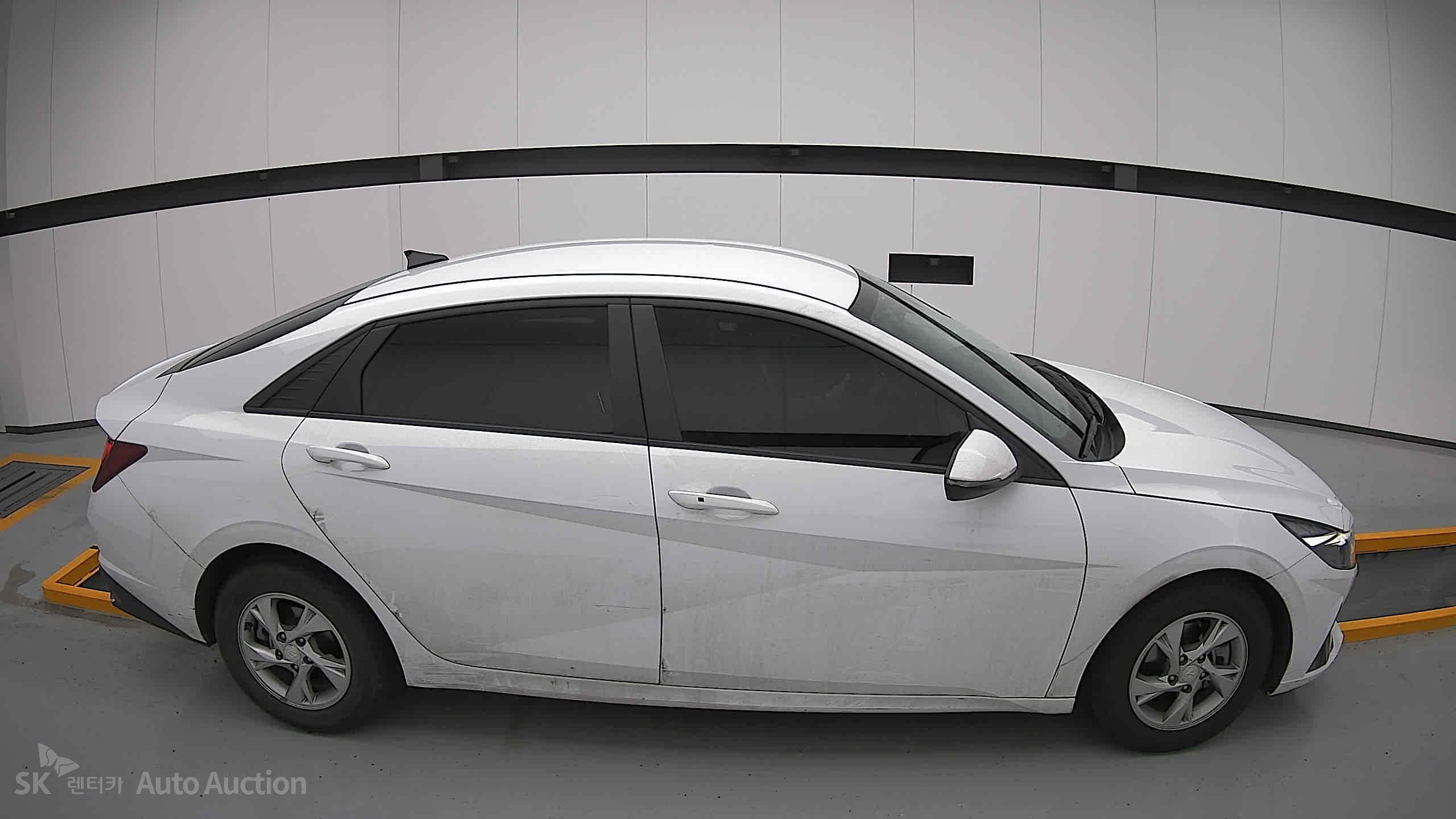 2022 - hyundai avante