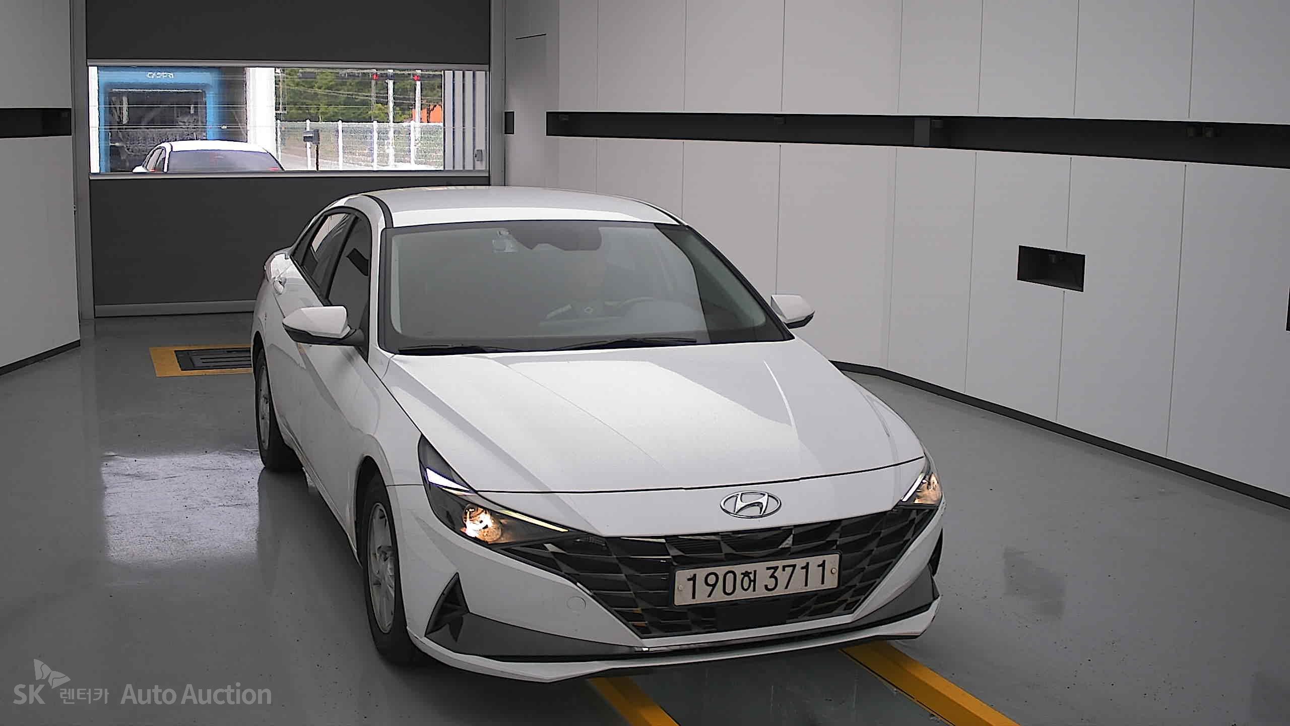 2022 - hyundai avante