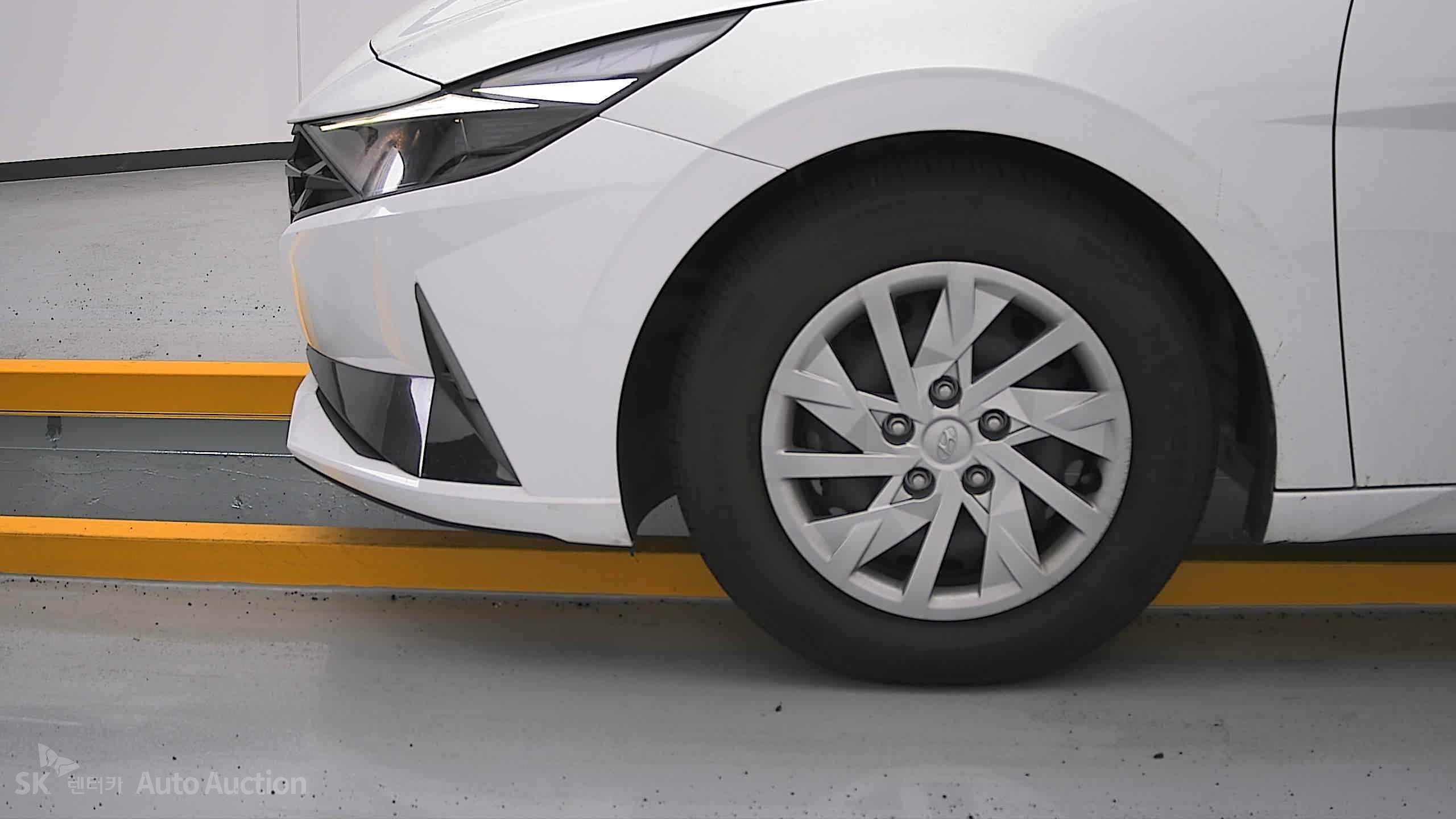 2023 - hyundai avante