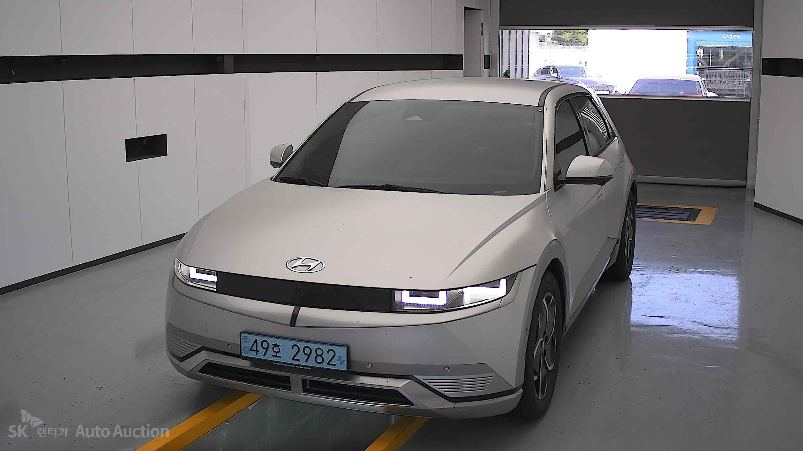2022 - hyundai ioniq