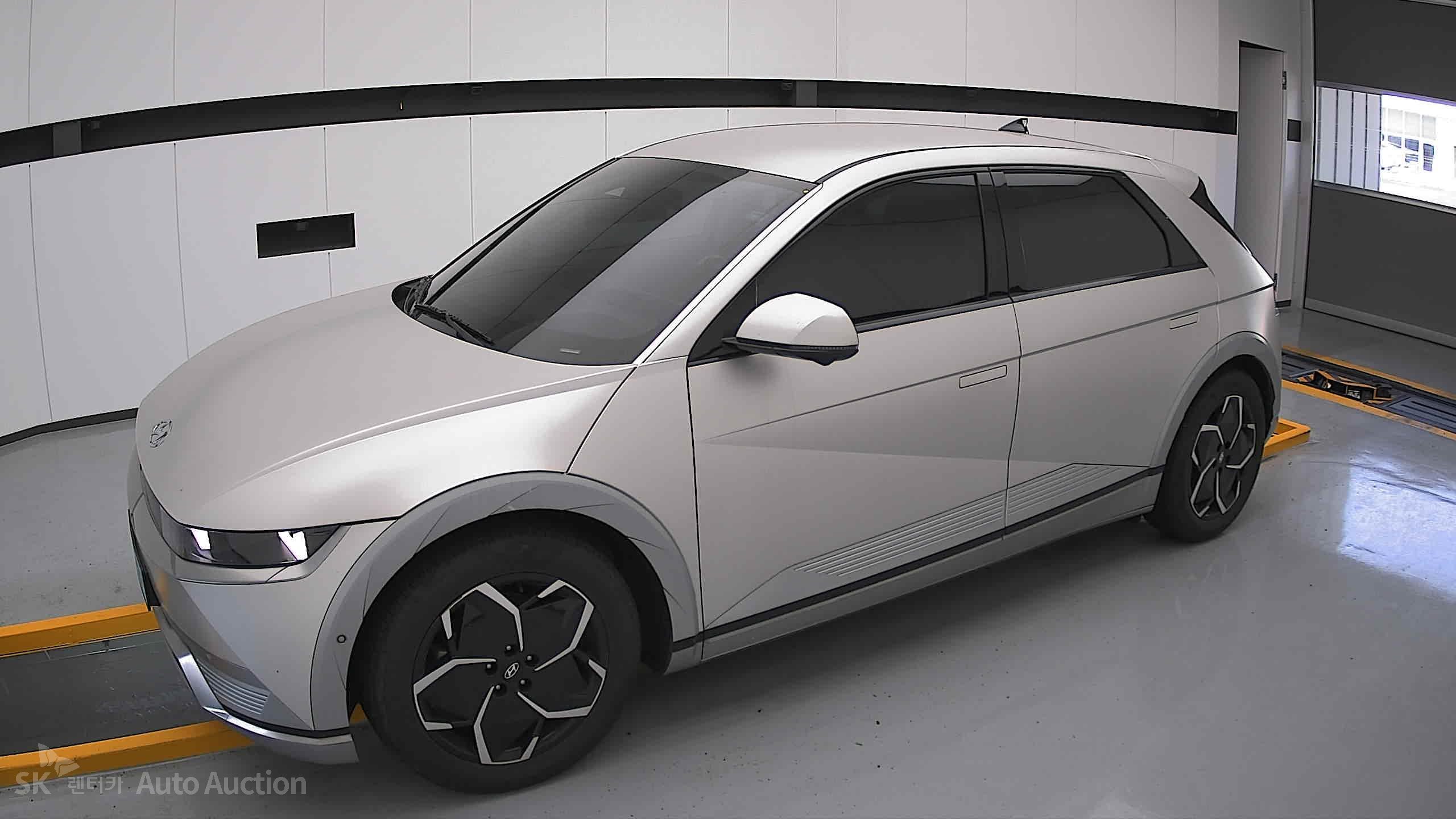 2022 - hyundai ioniq