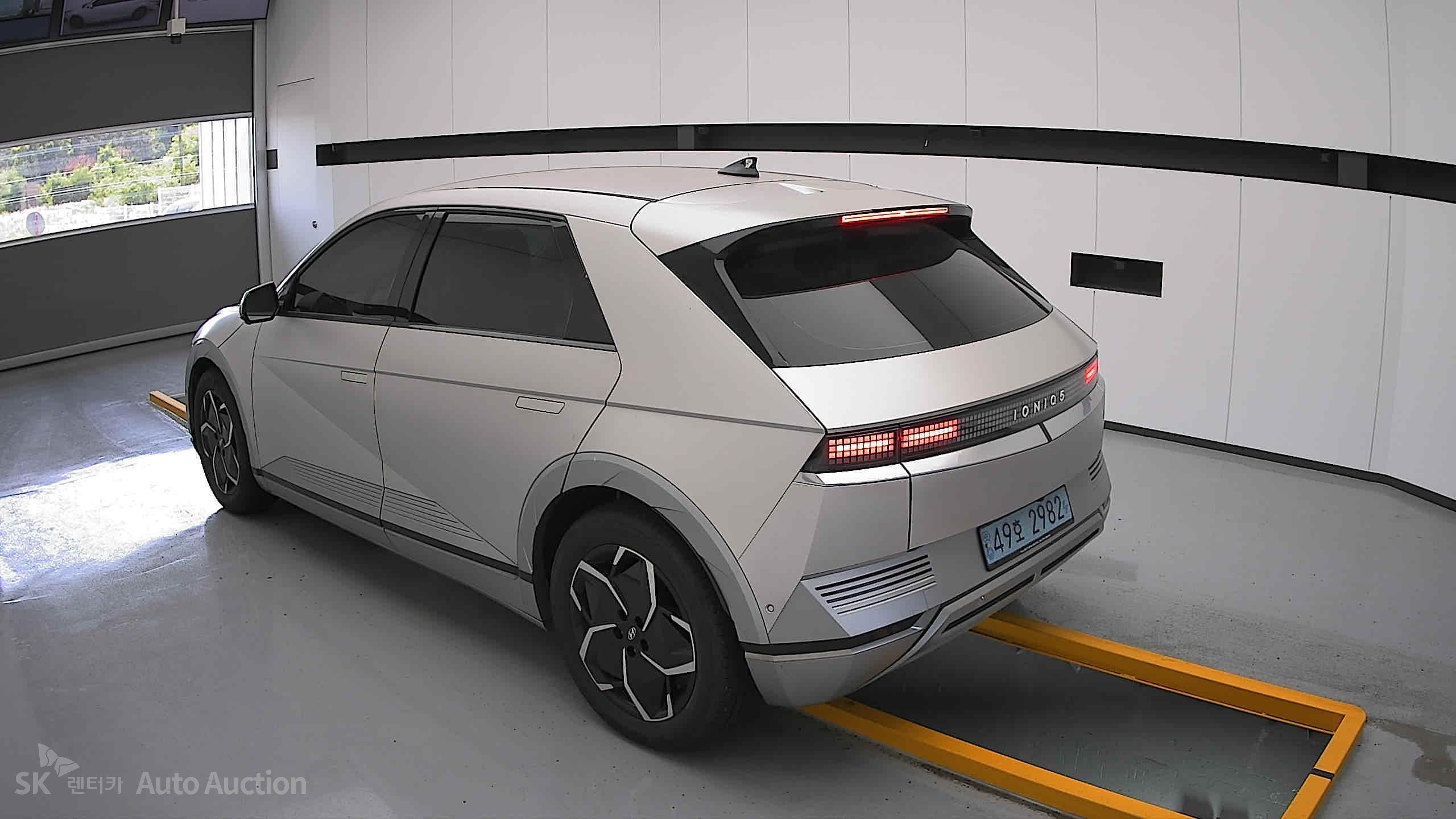 2022 - hyundai ioniq