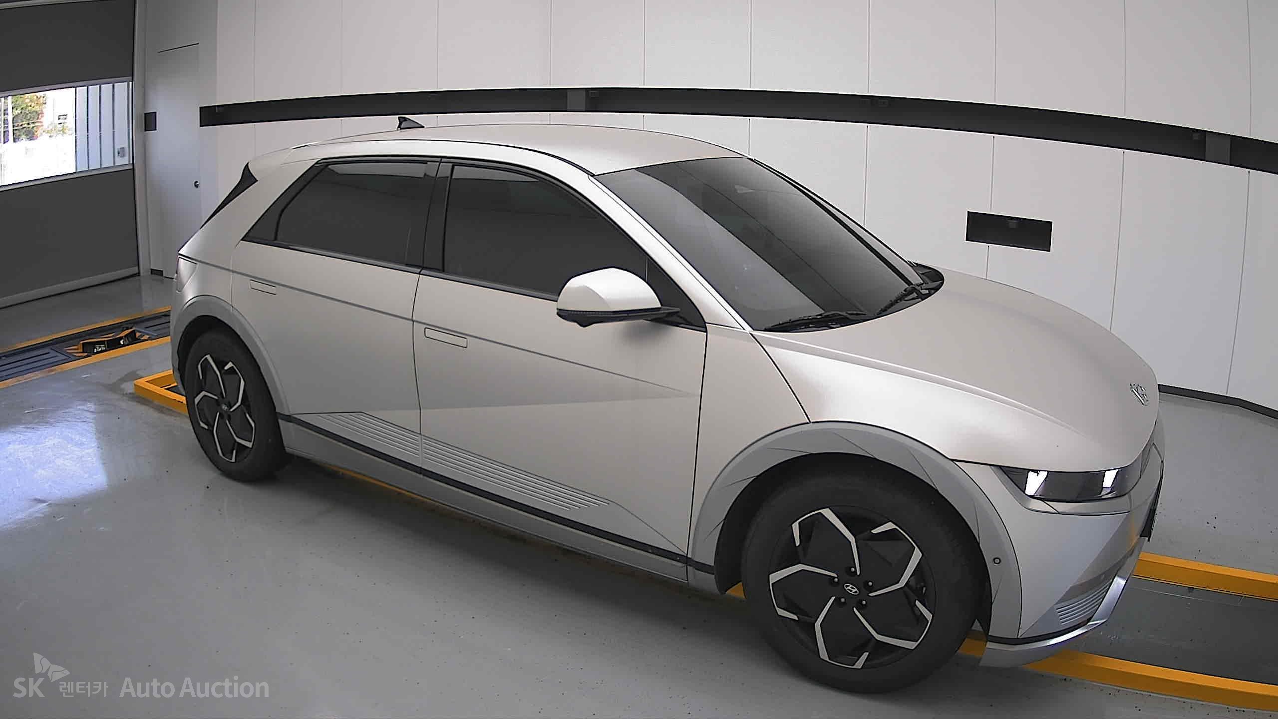 2022 - hyundai ioniq