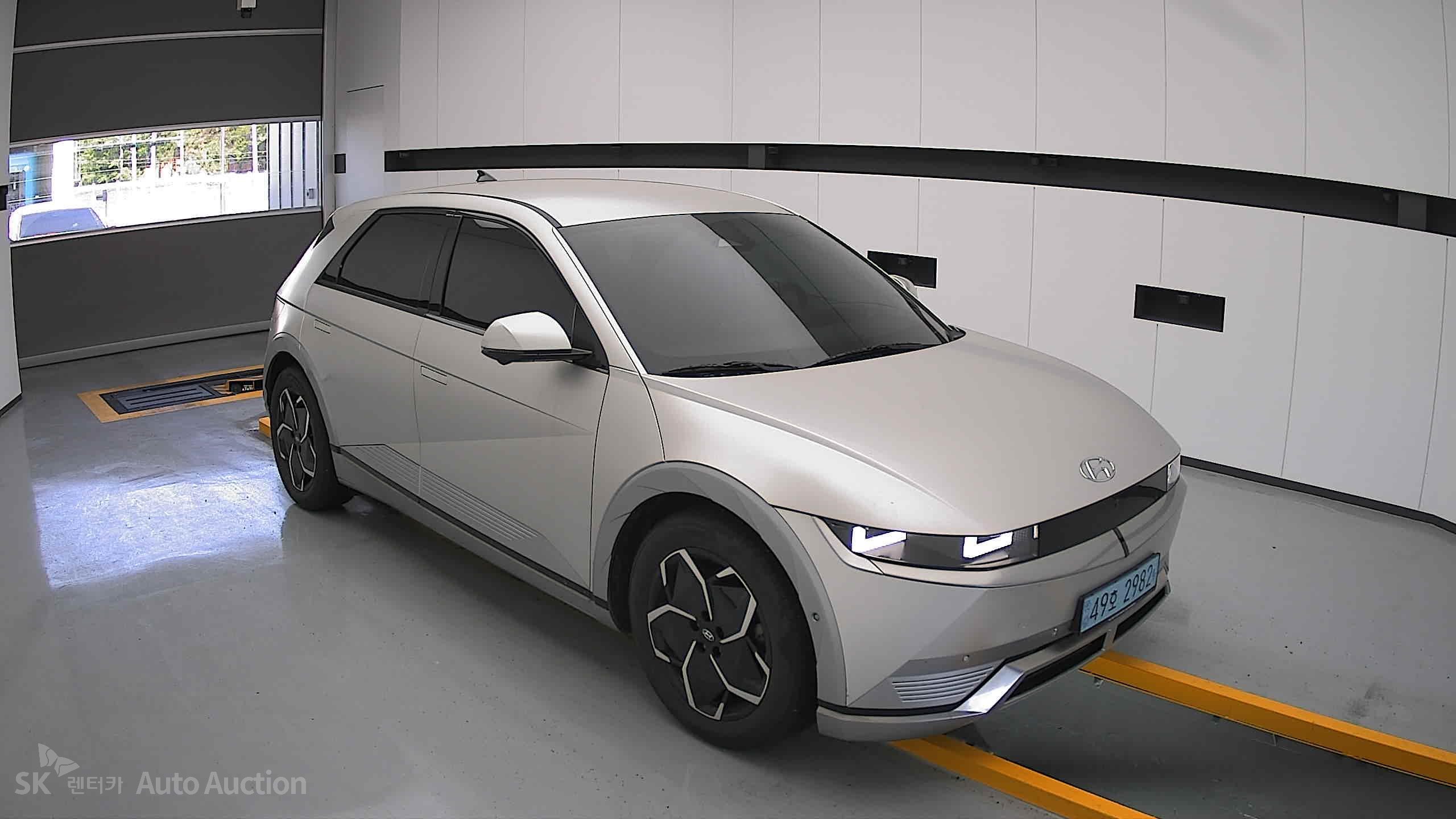 2022 - hyundai ioniq