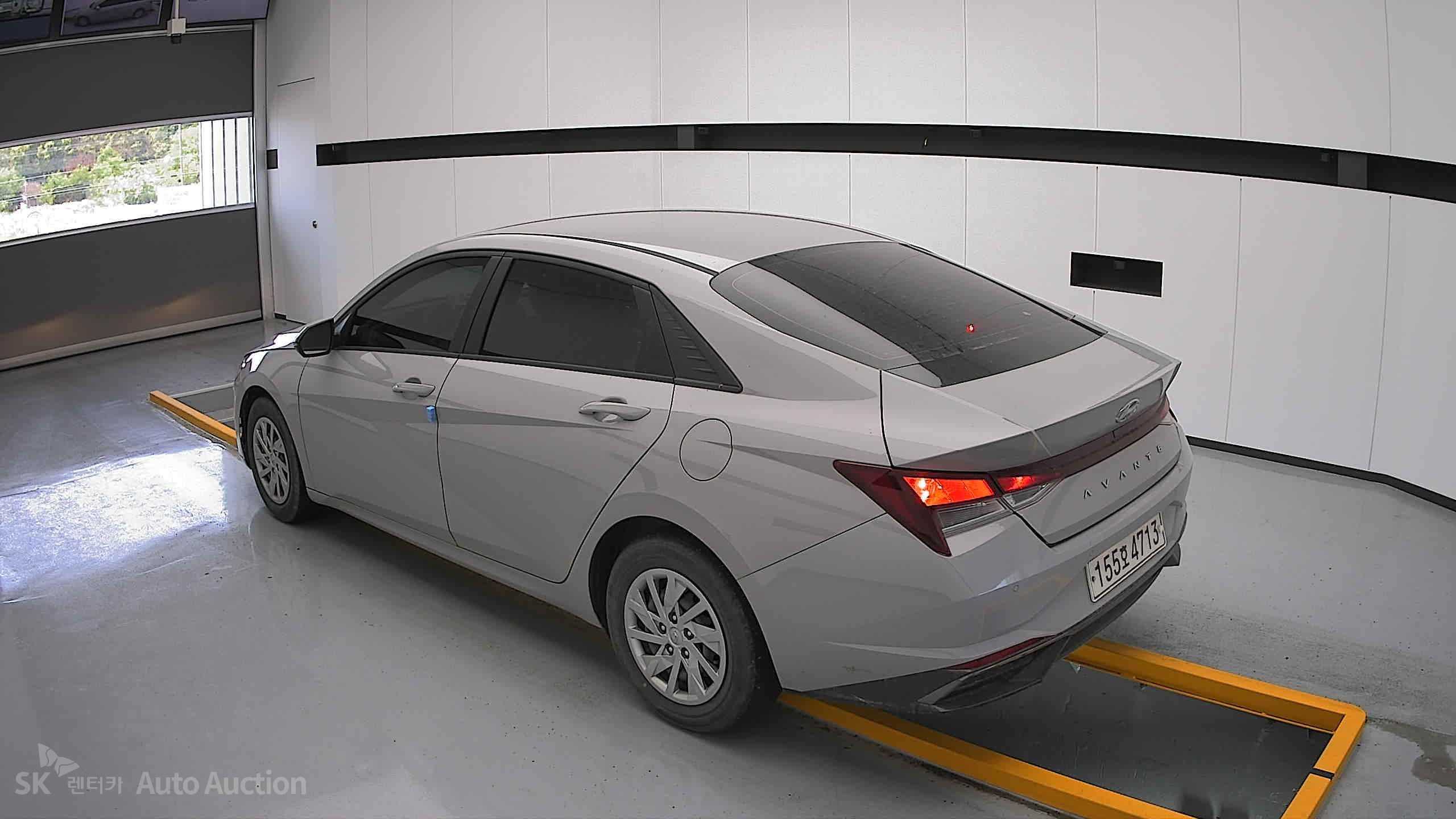 2021 - hyundai avante