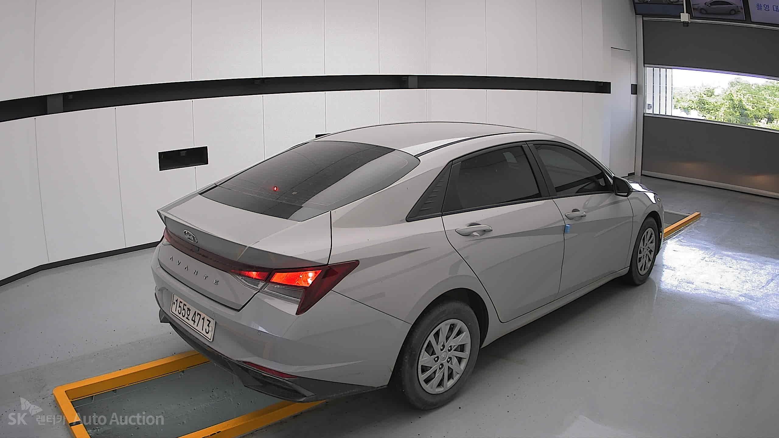 2021 - hyundai avante