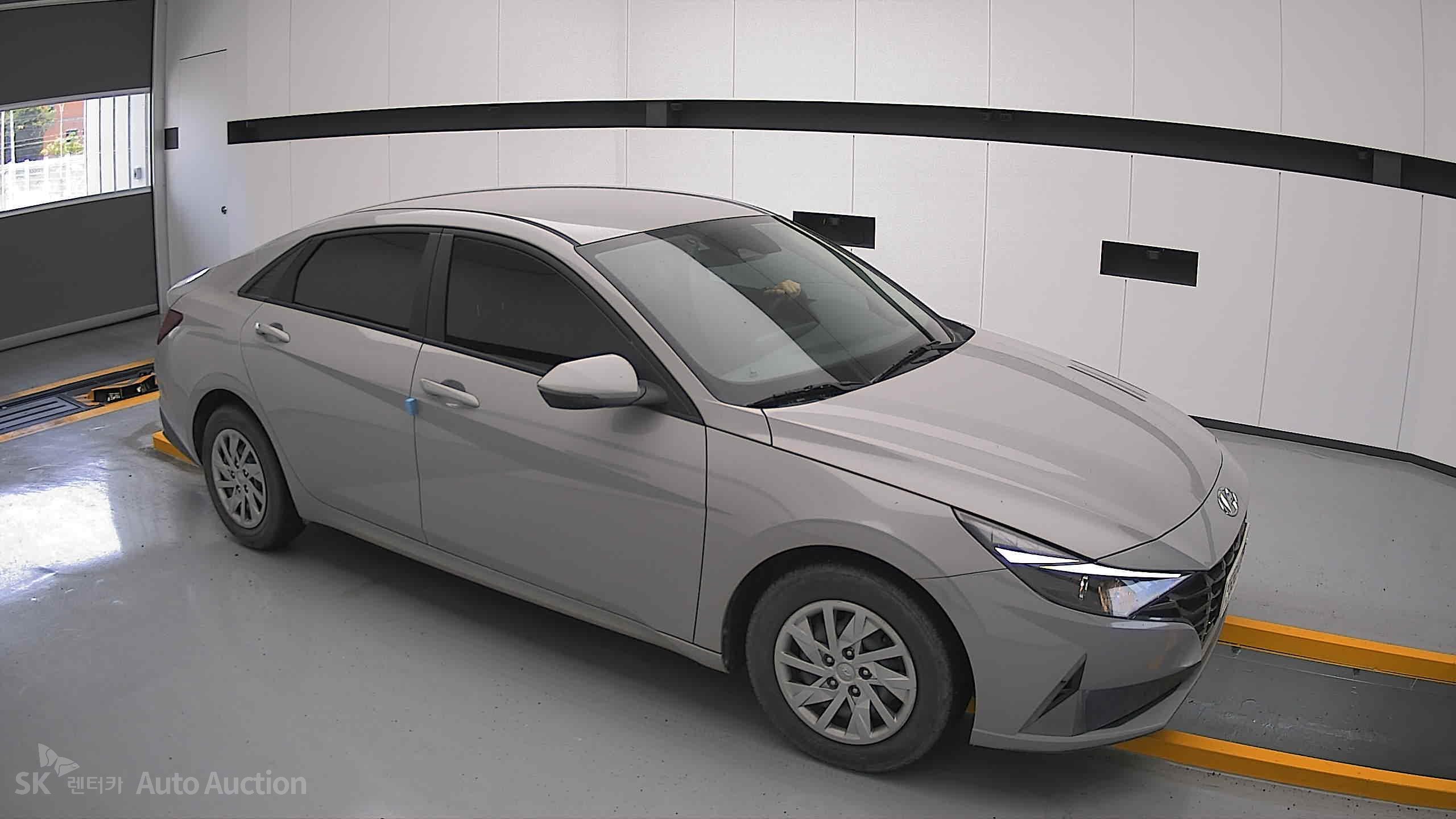 2021 - hyundai avante
