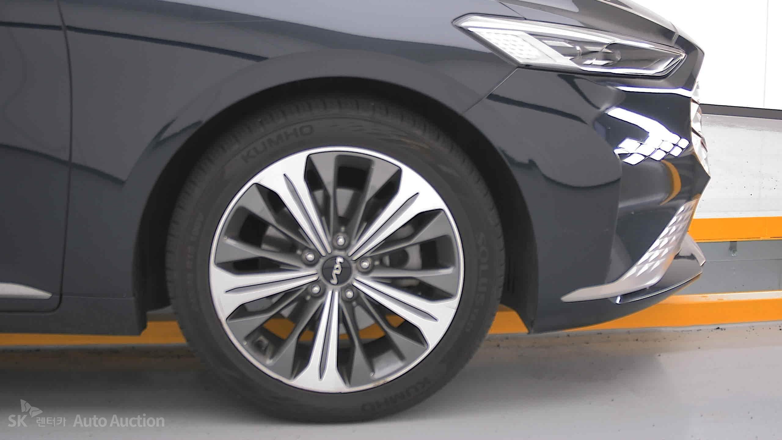 2022 - kia k8