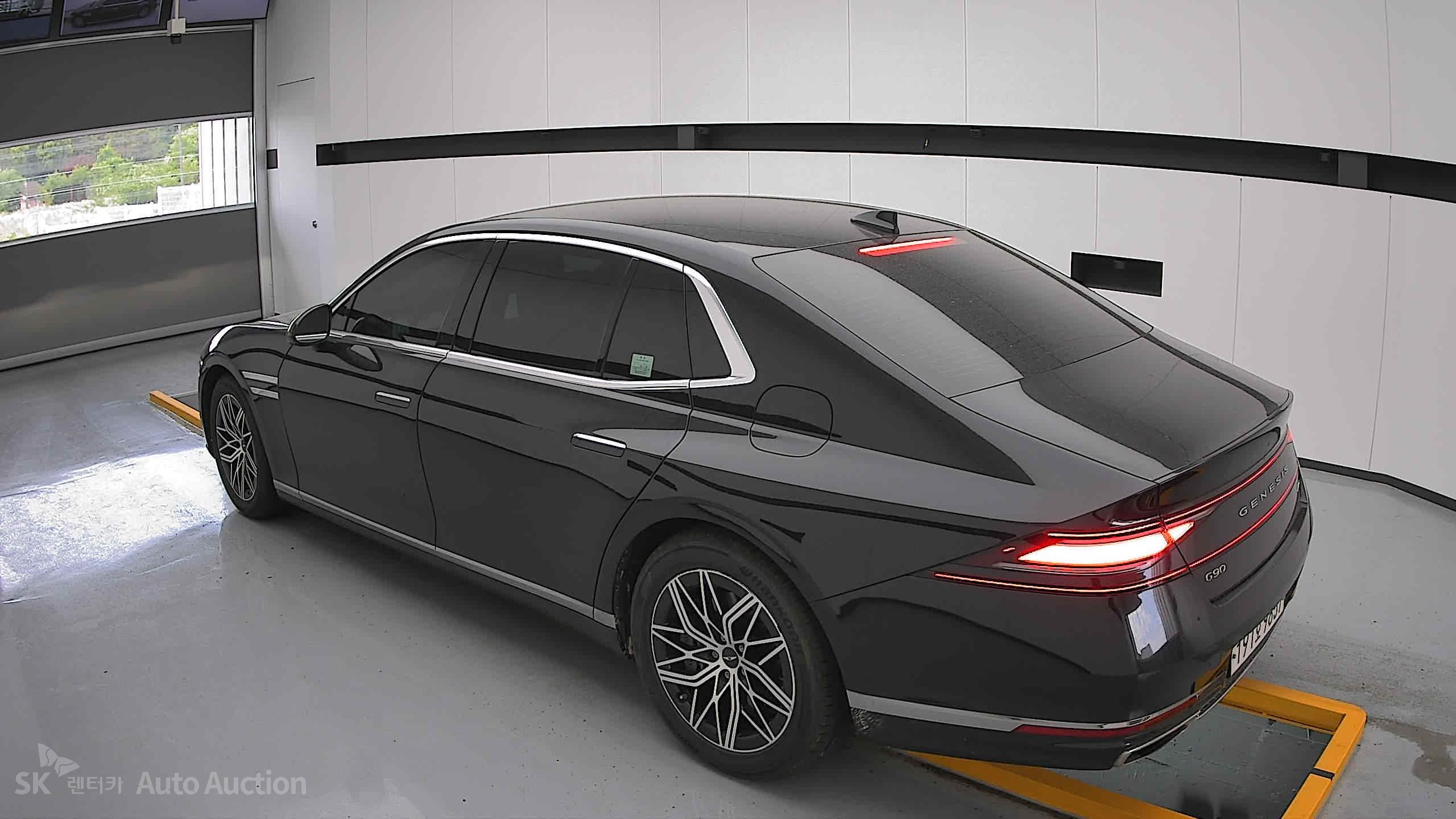 2023 - genesis g90