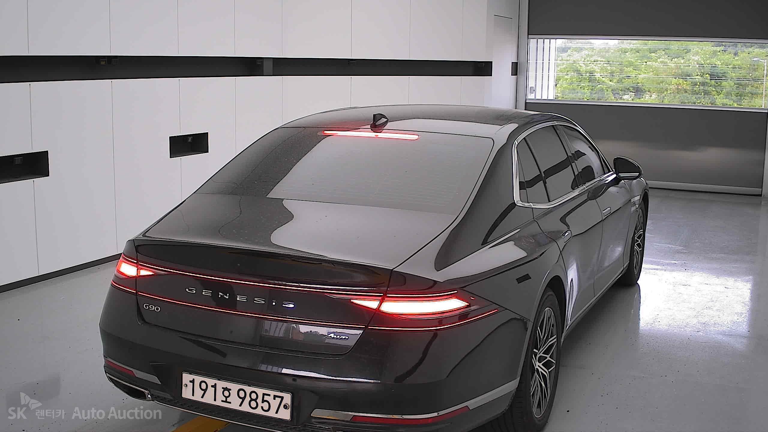 2023 - genesis g90
