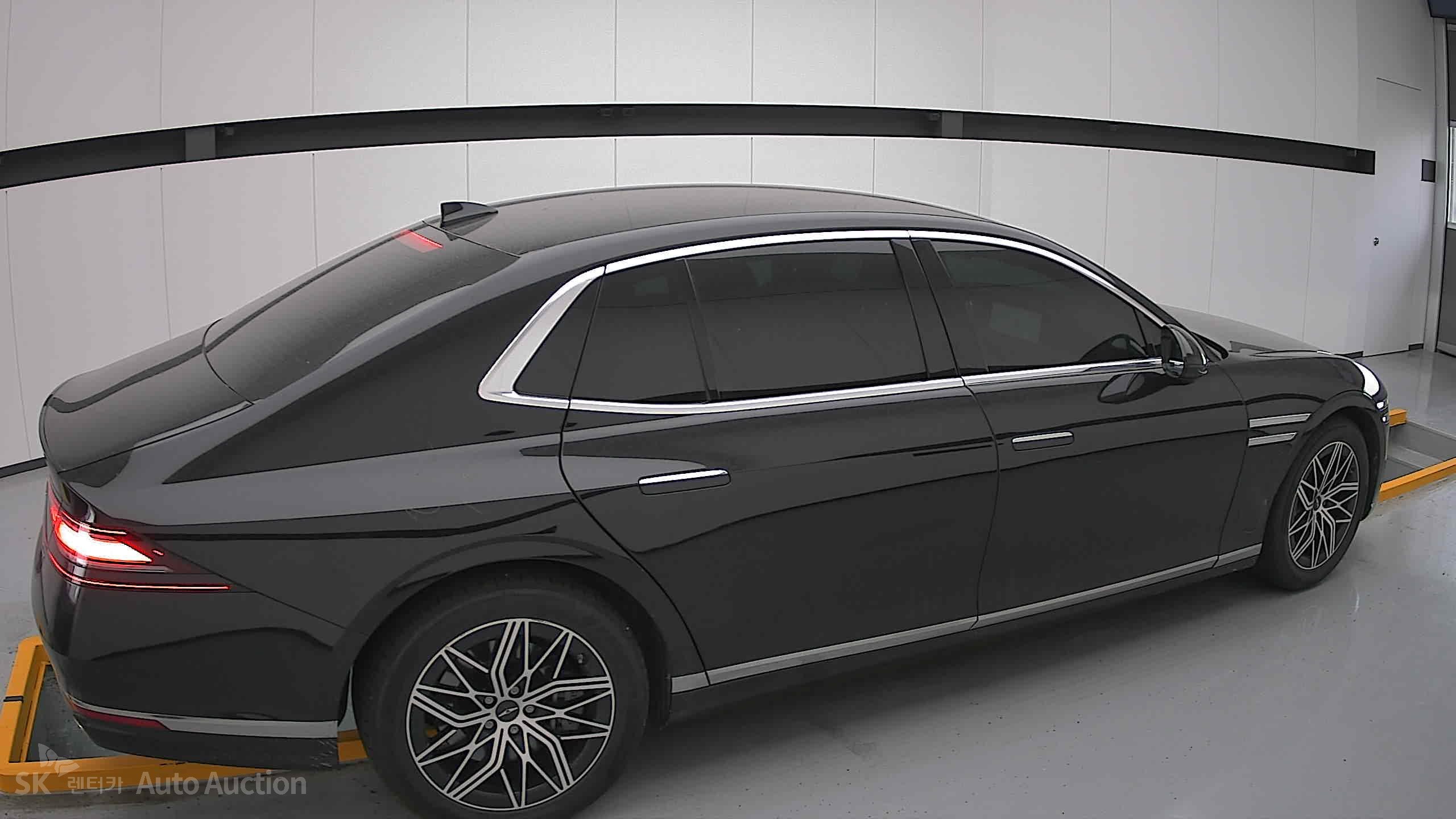 2023 - genesis g90