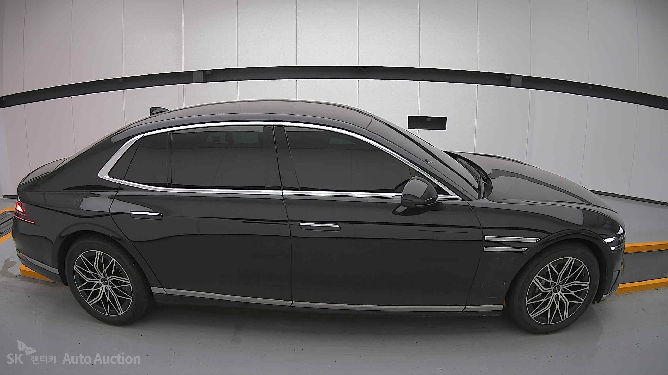 2023 - genesis g90