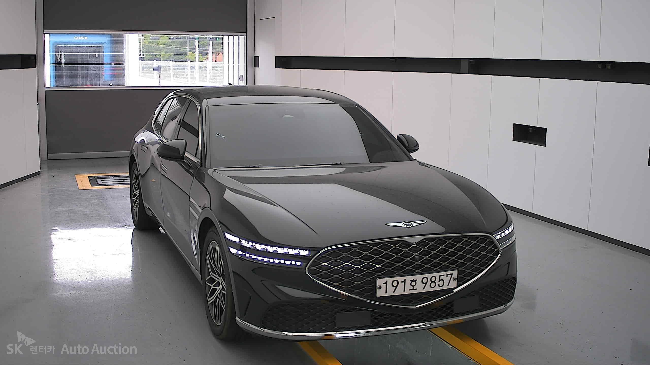 2023 - genesis g90