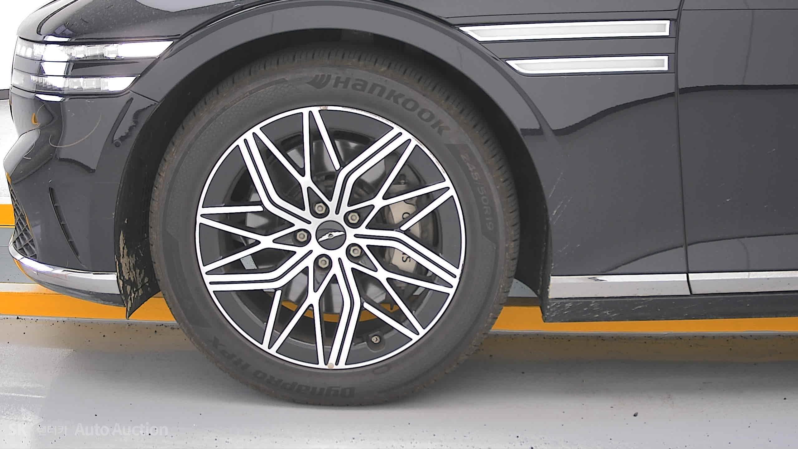 2023 - genesis g90