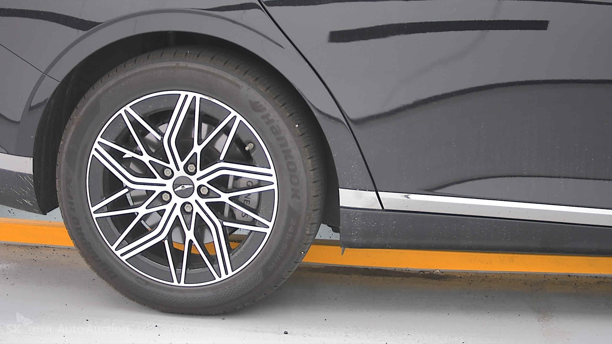 2023 - genesis g90