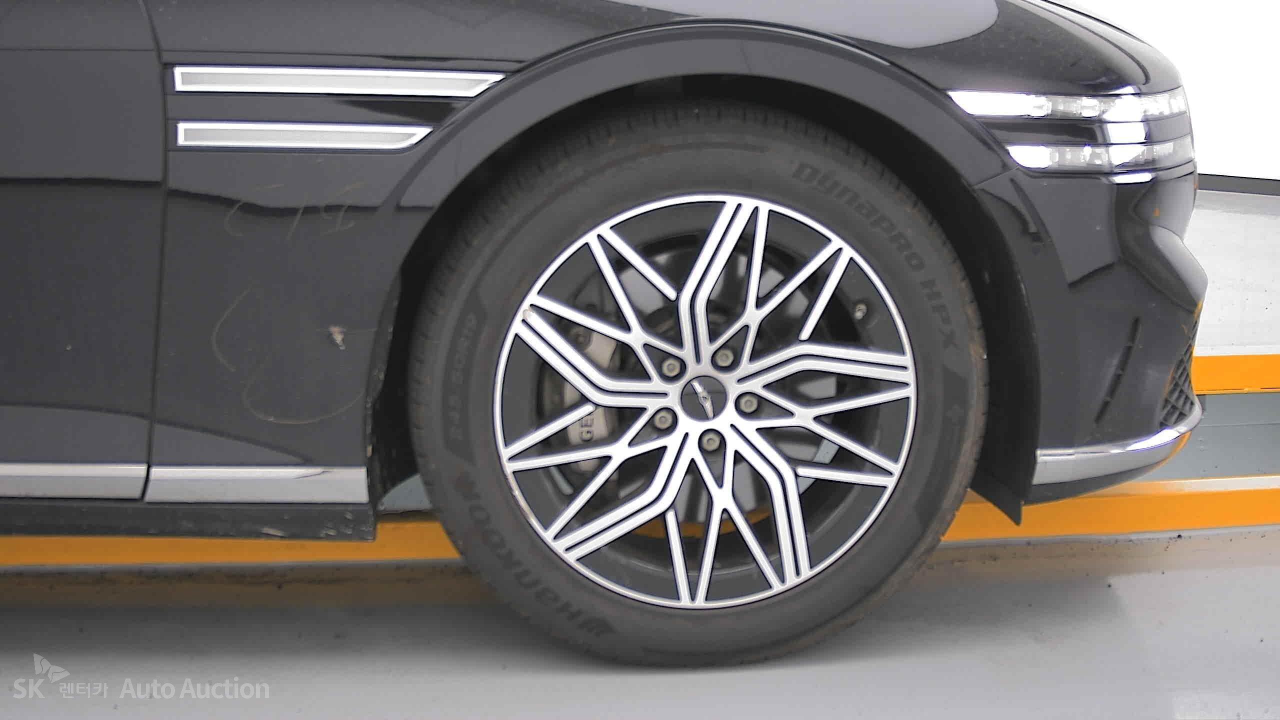 2023 - genesis g90