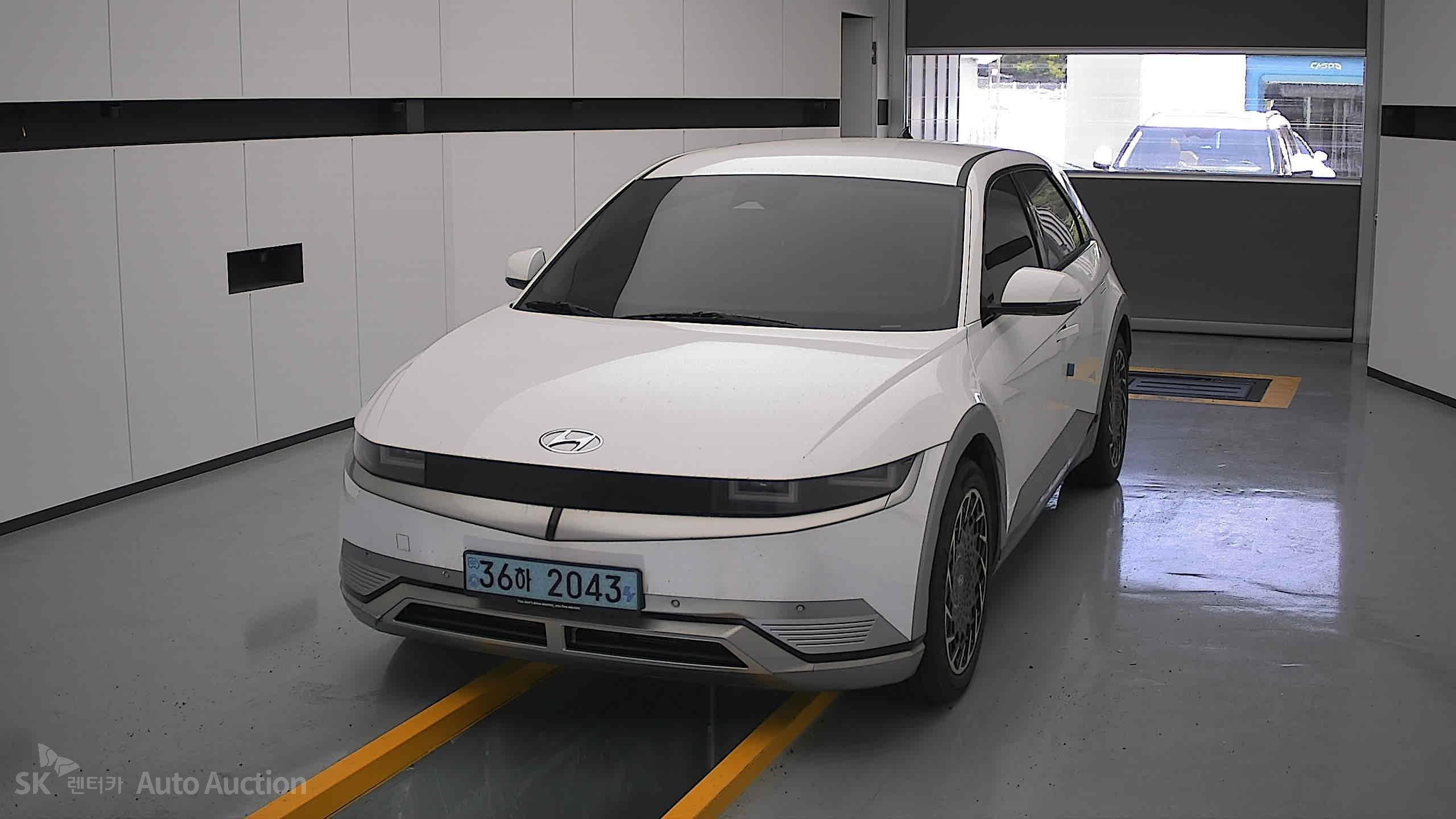 2022 - hyundai ioniq