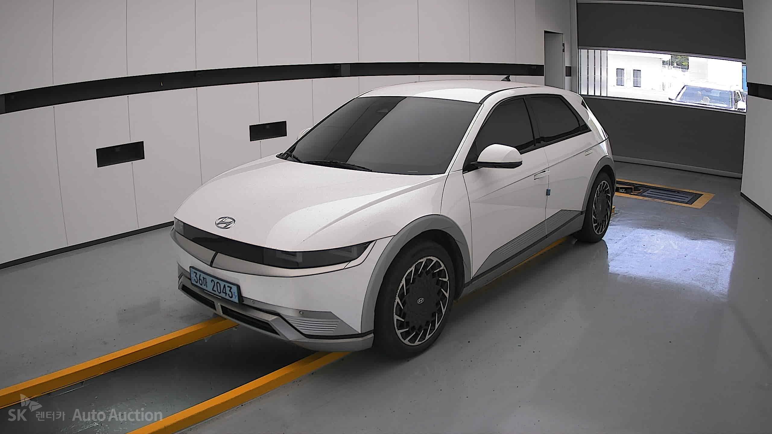 2022 - hyundai ioniq