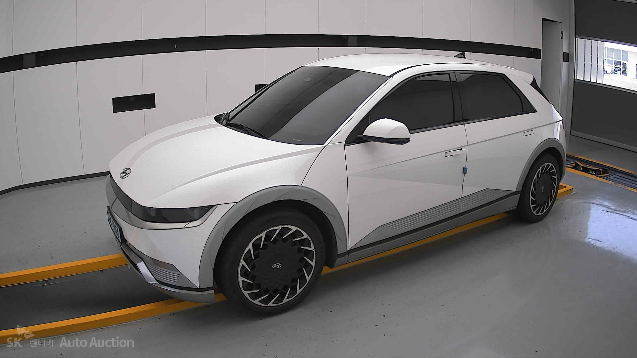 2022 - hyundai ioniq