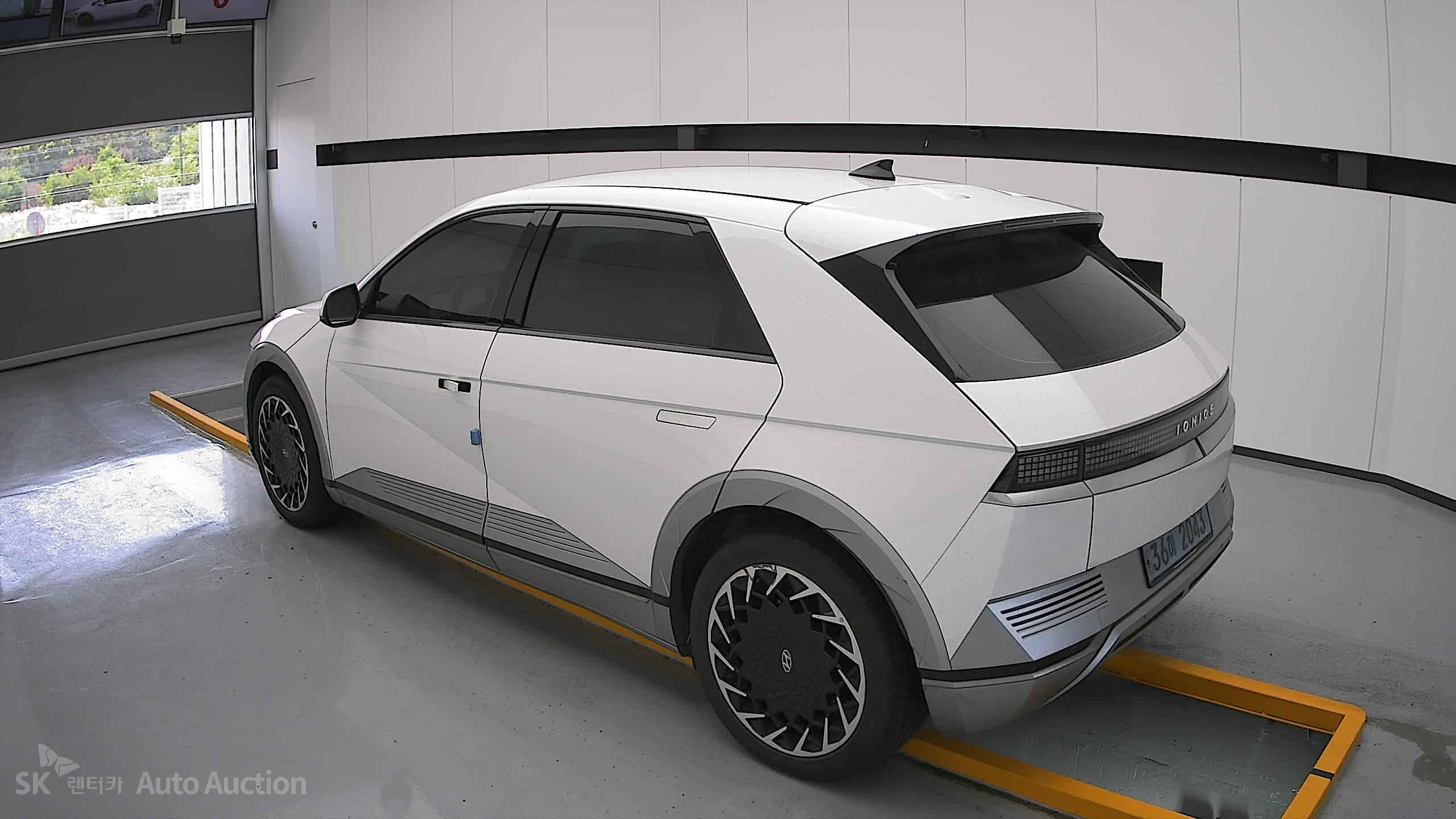 2022 - hyundai ioniq