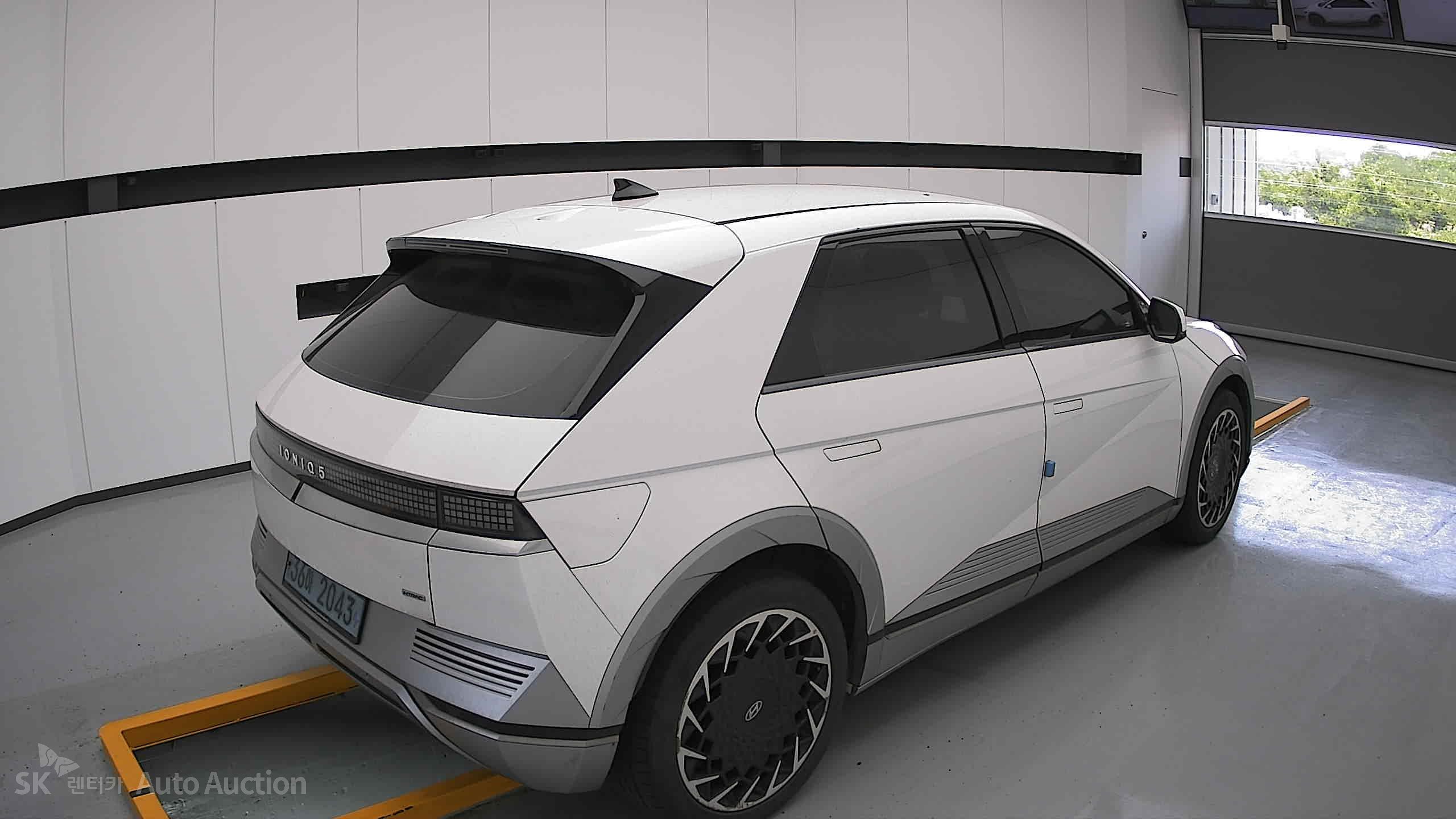 2022 - hyundai ioniq