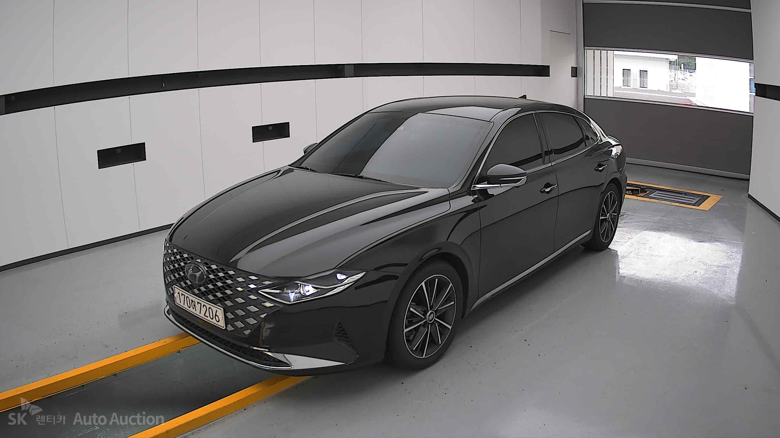 2021 - hyundai grandeur
