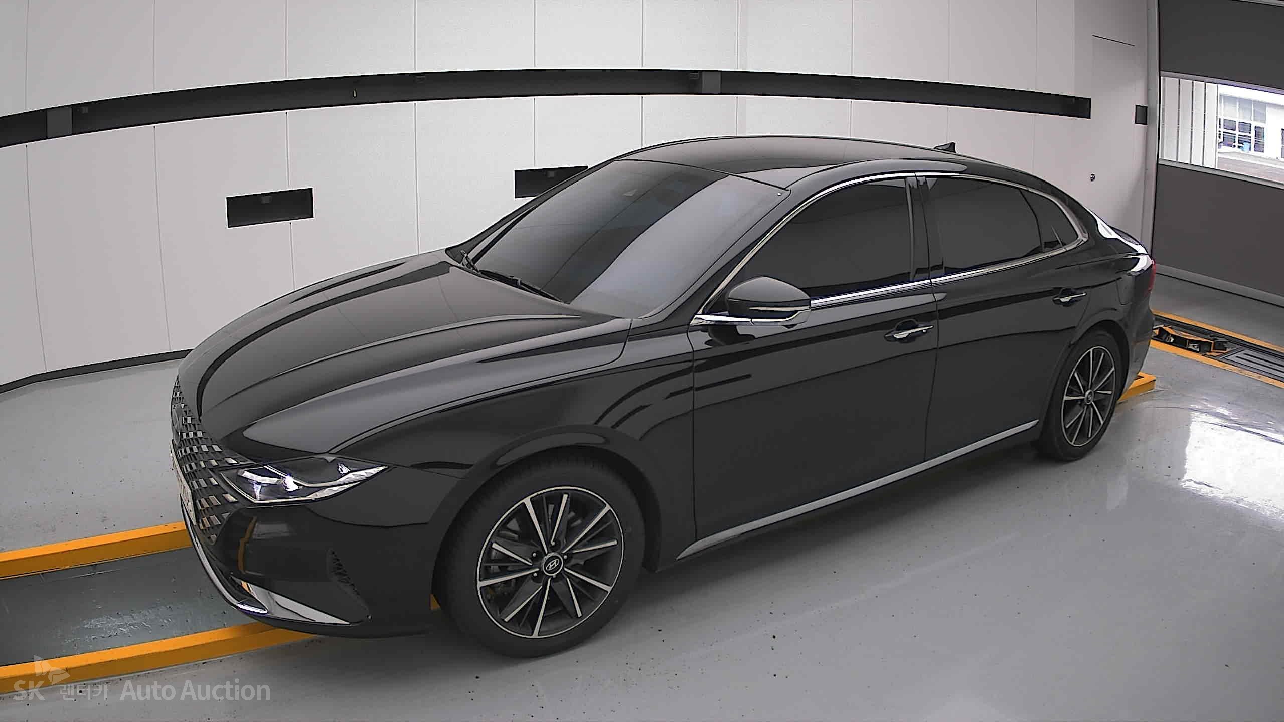 2021 - hyundai grandeur