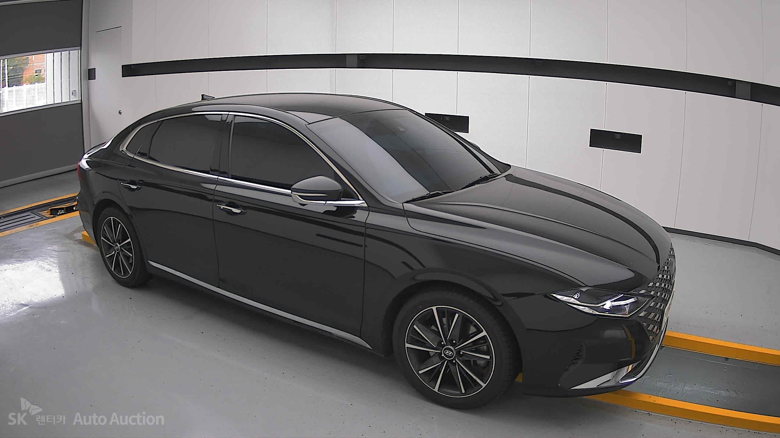 2021 - hyundai grandeur