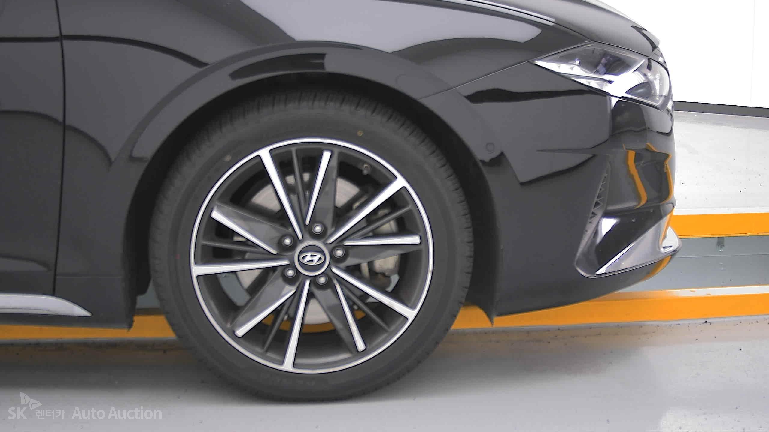 2021 - hyundai grandeur
