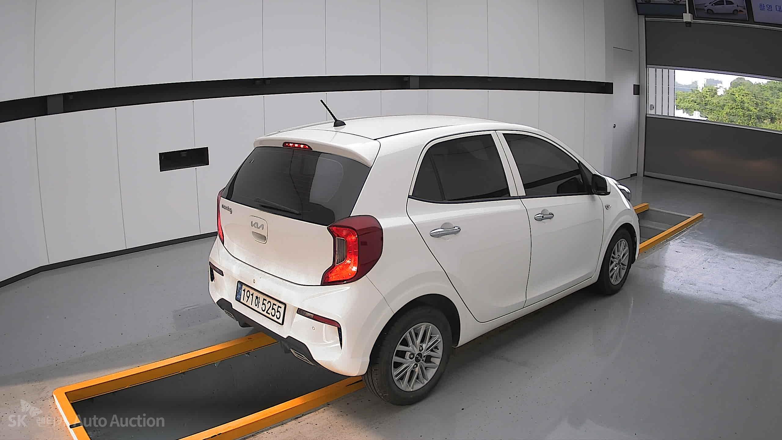 2022 - kia morning