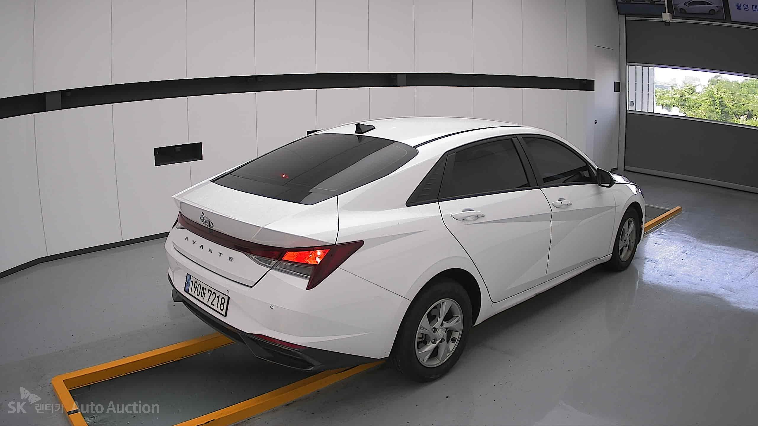 2023 - hyundai avante