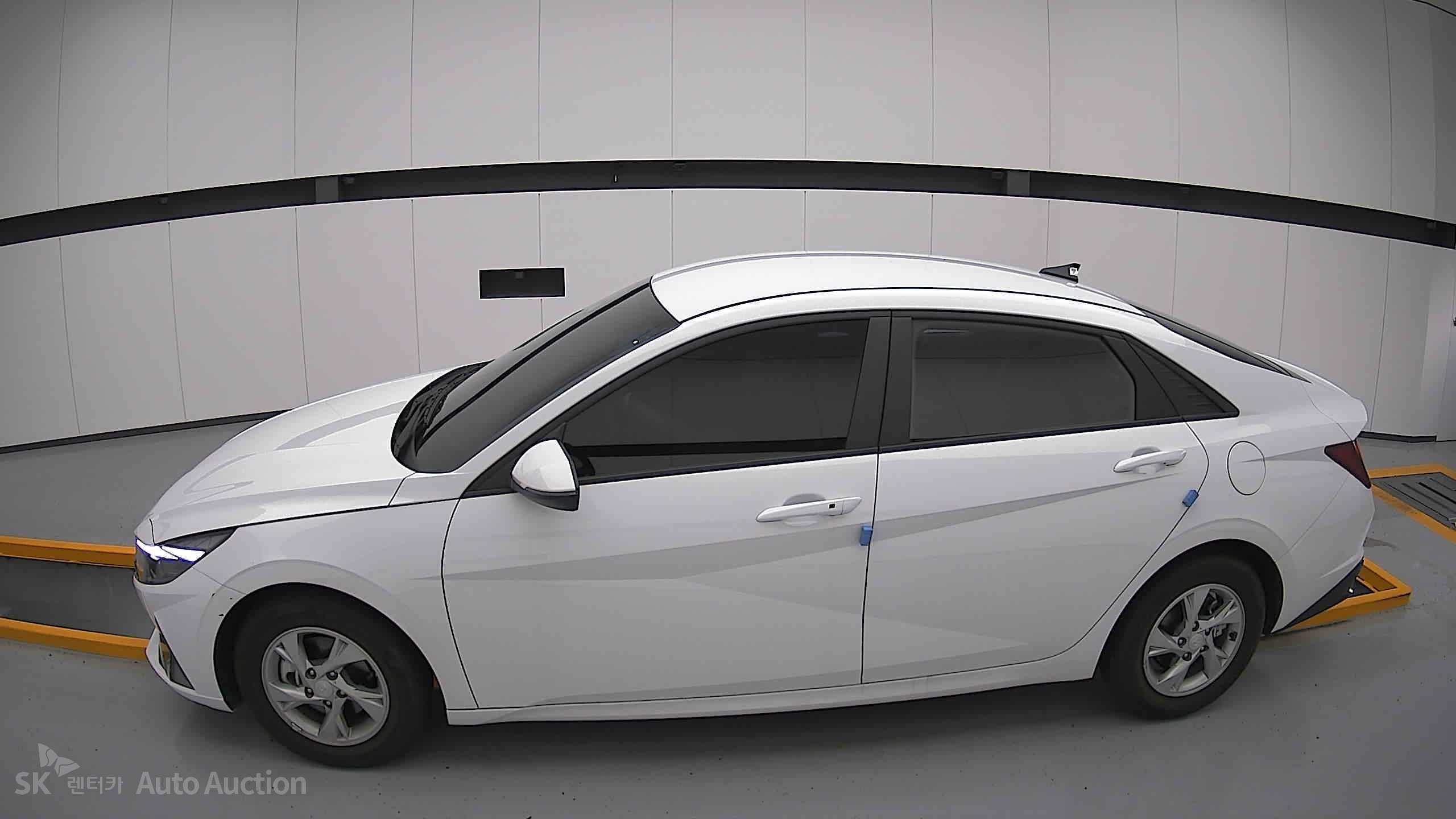 2023 - hyundai avante