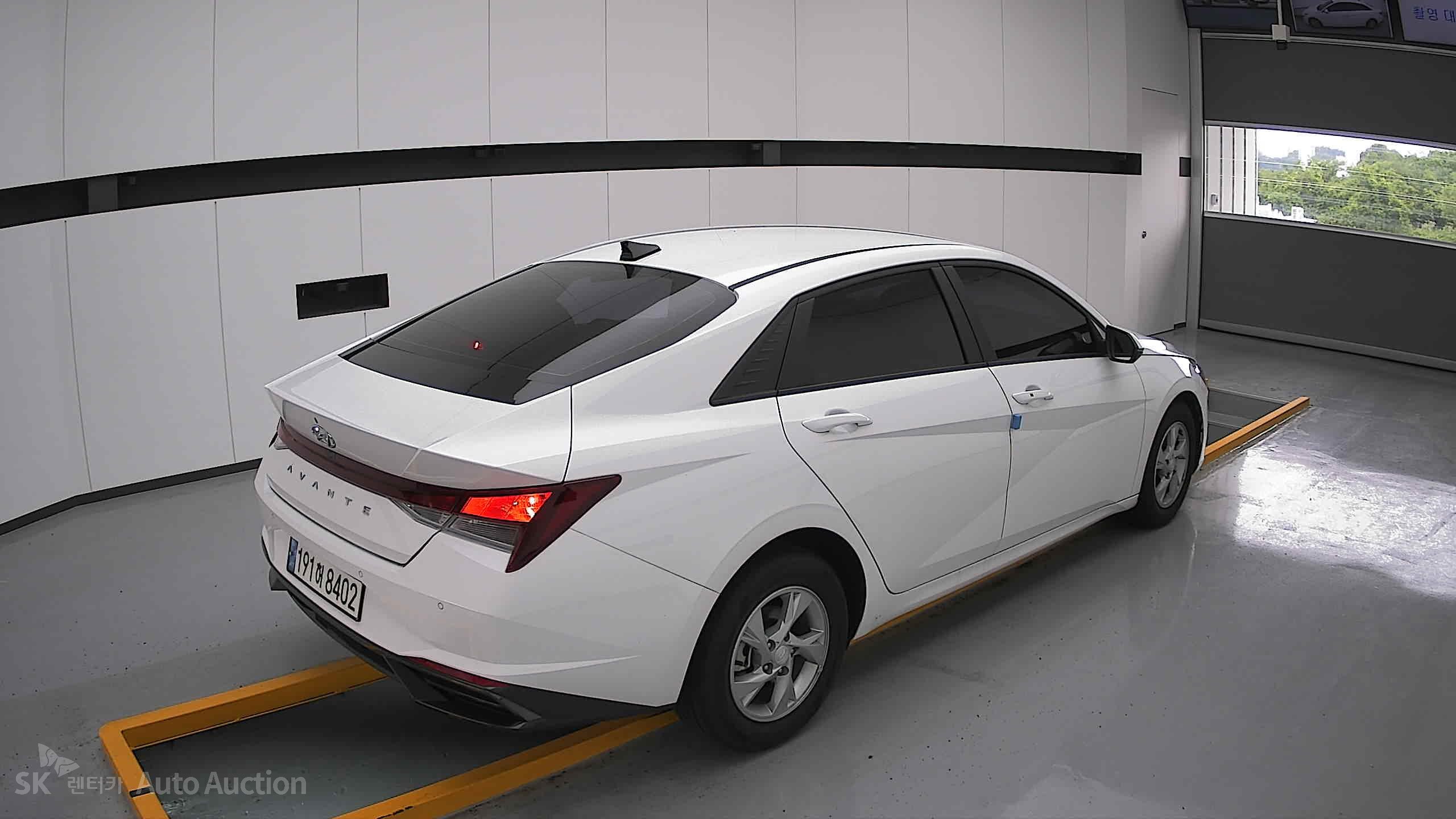 2023 - hyundai avante