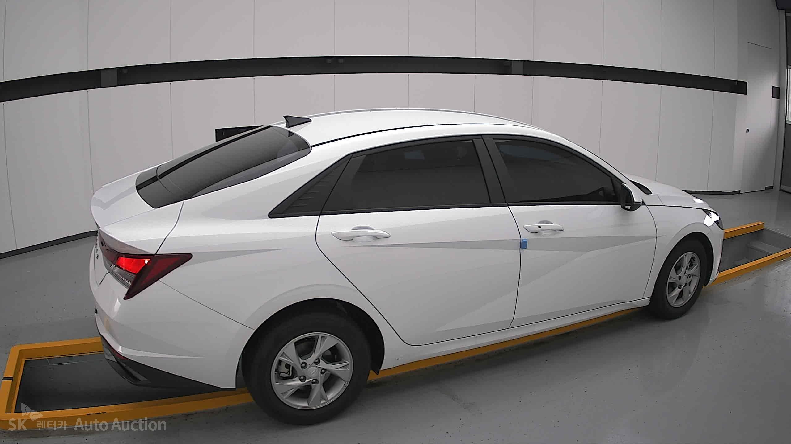 2023 - hyundai avante