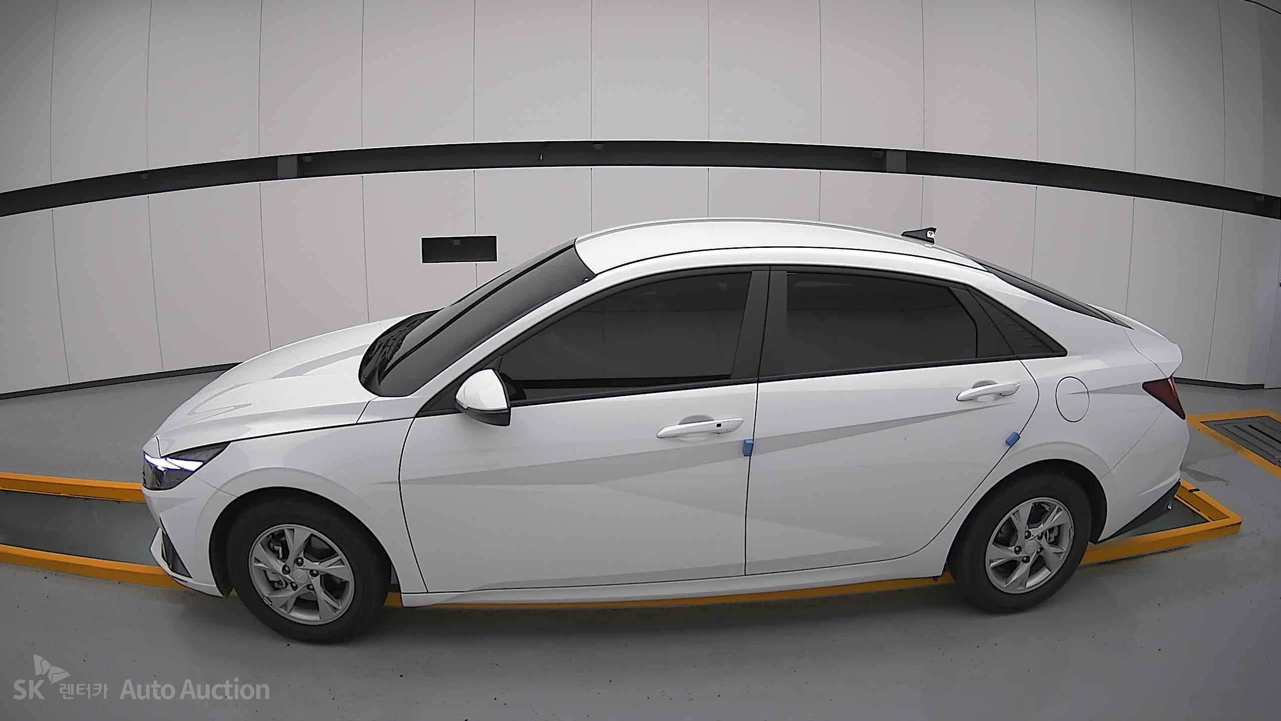 2023 - hyundai avante