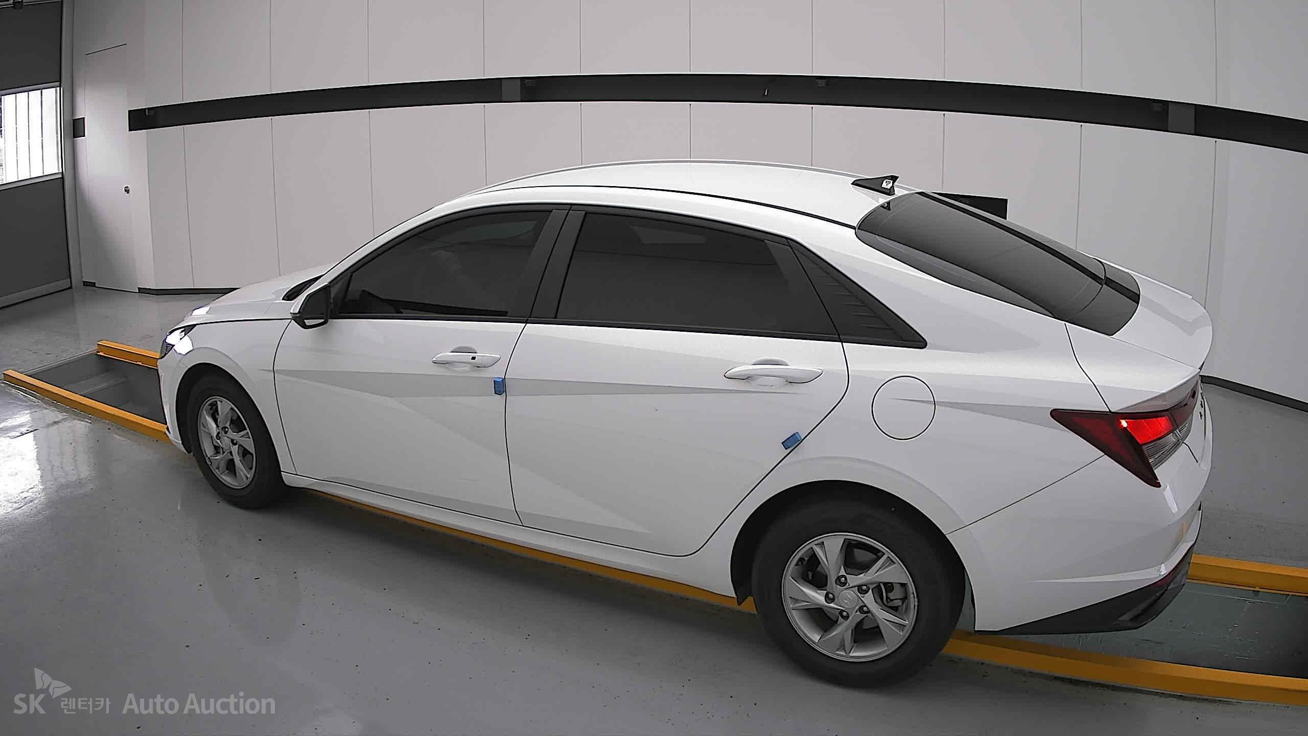 2023 - hyundai avante