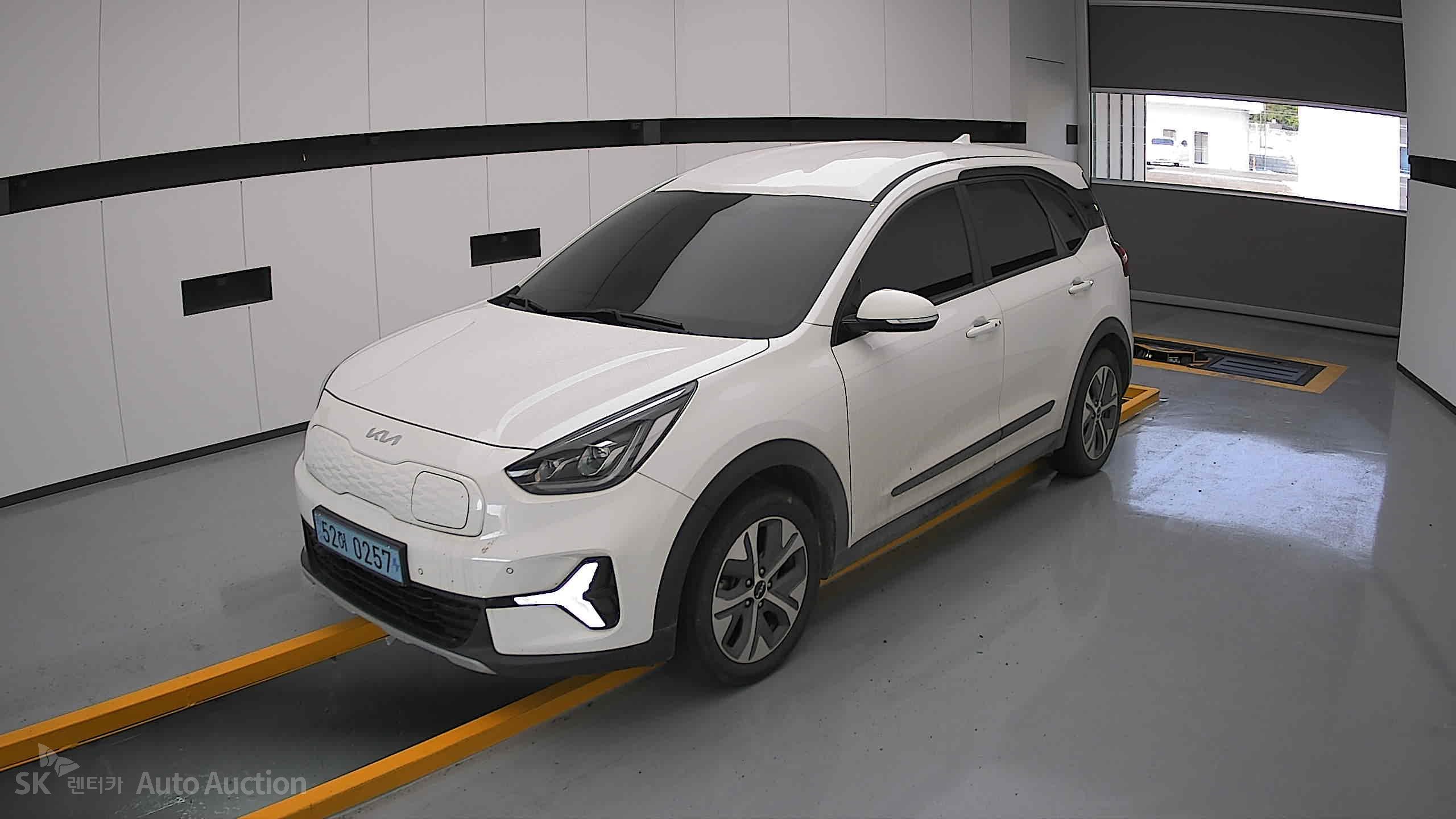 2023 - kia niro