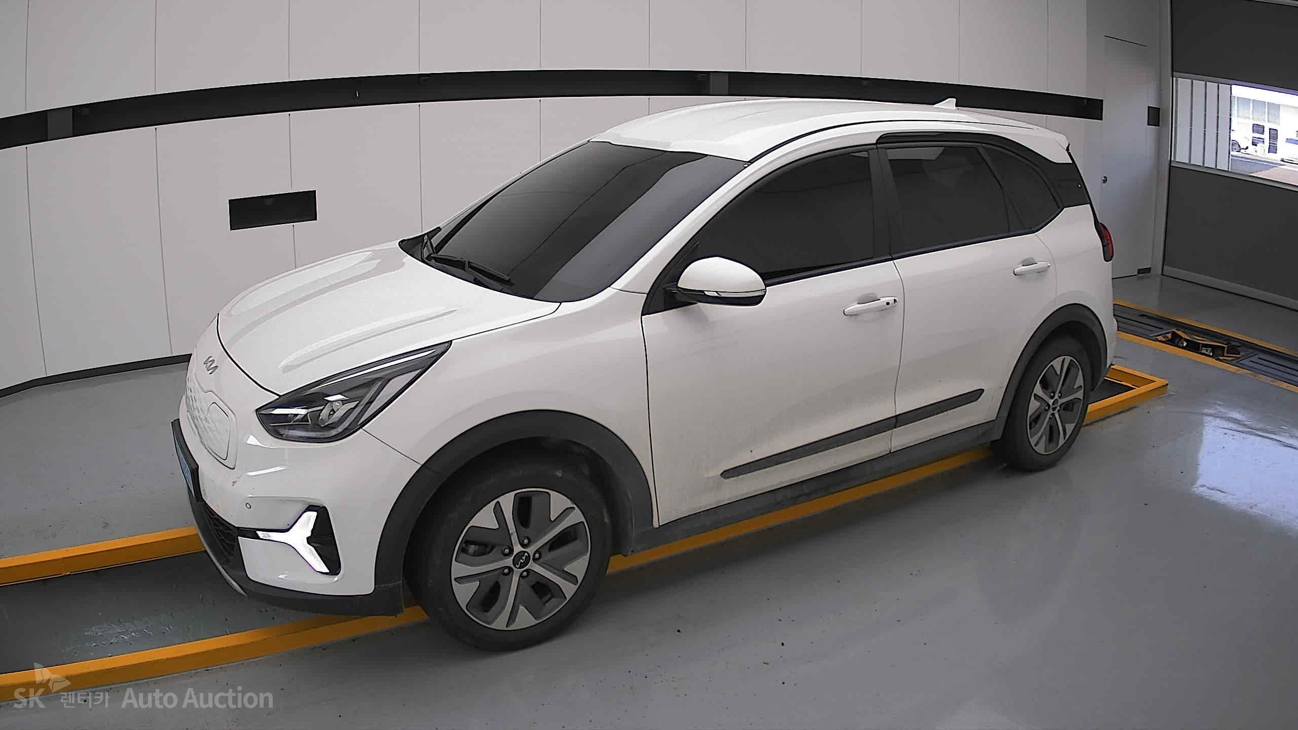 2023 - kia niro