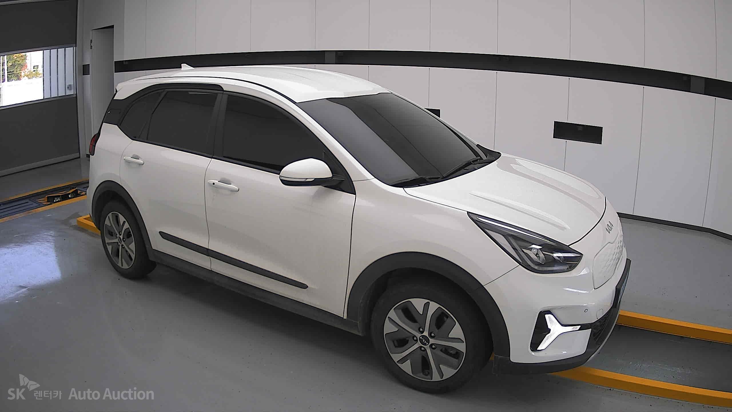 2023 - kia niro