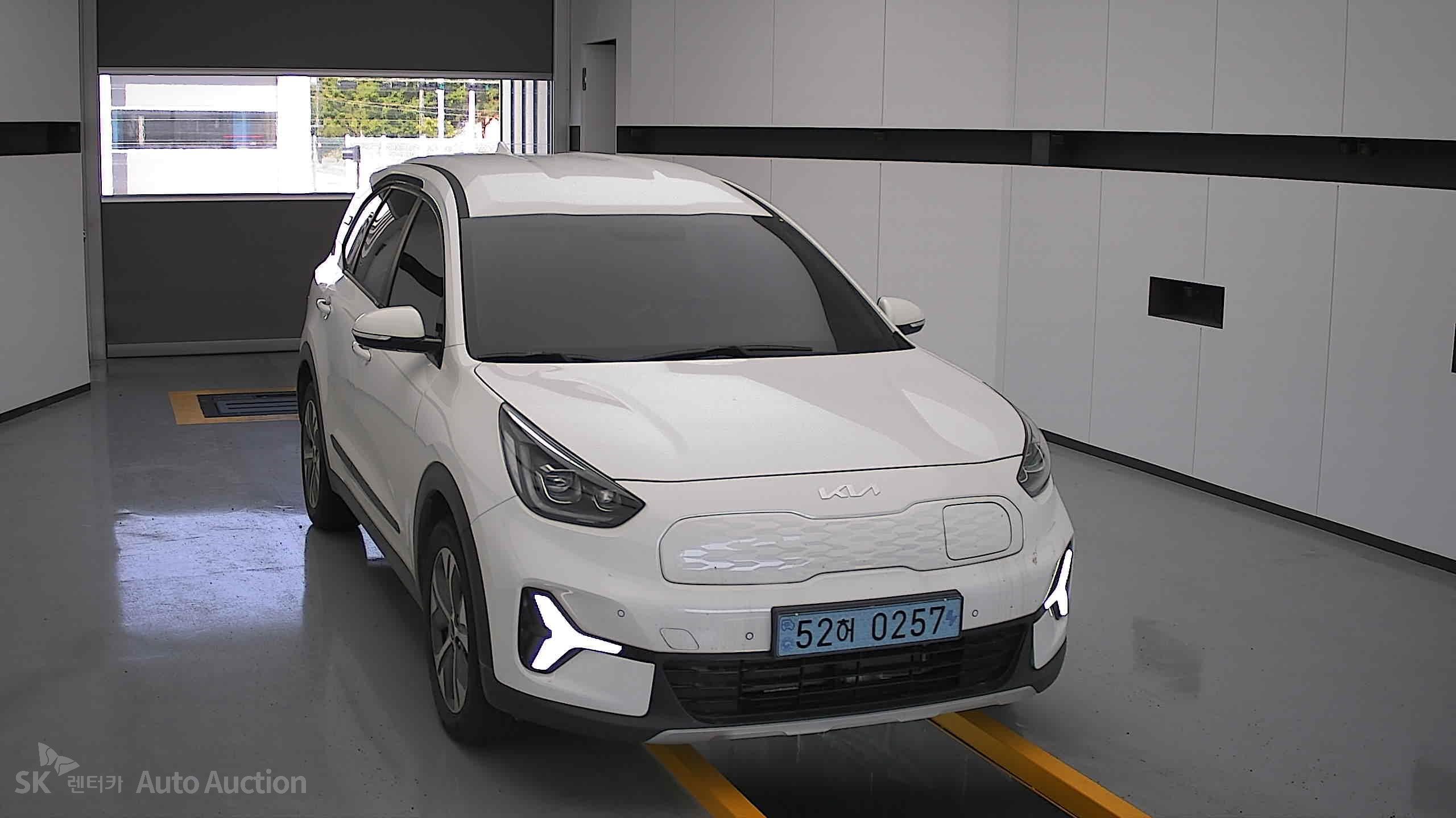2023 - kia niro