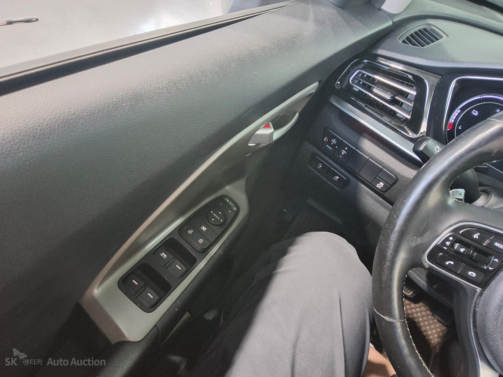 2023 - kia niro