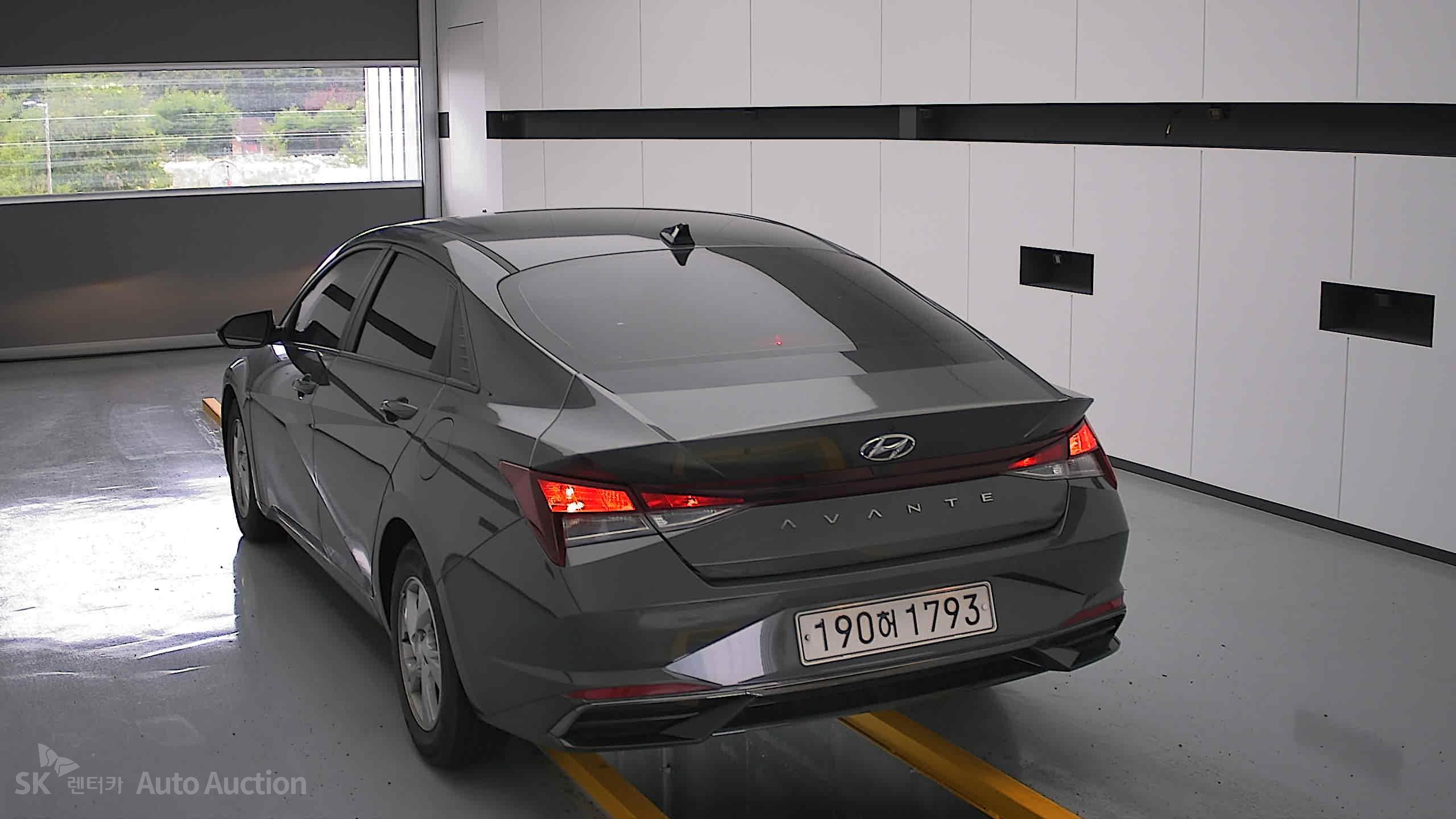 2021 - hyundai avante