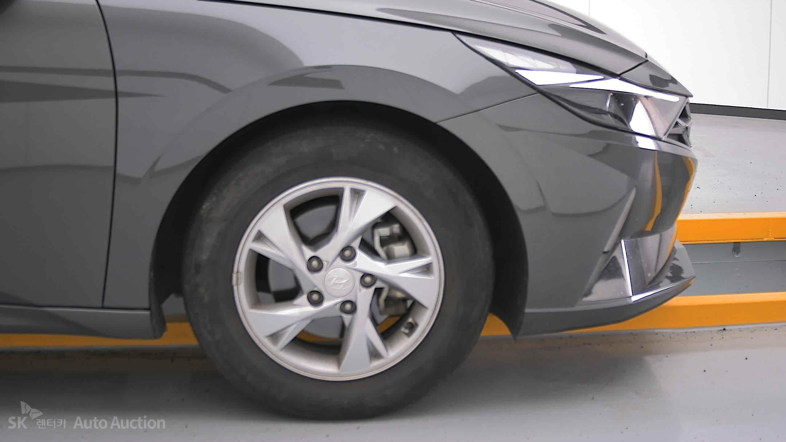 2021 - hyundai avante