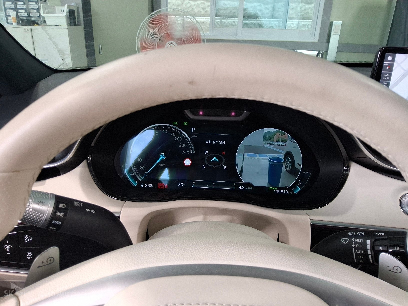 2022 - genesis egv70