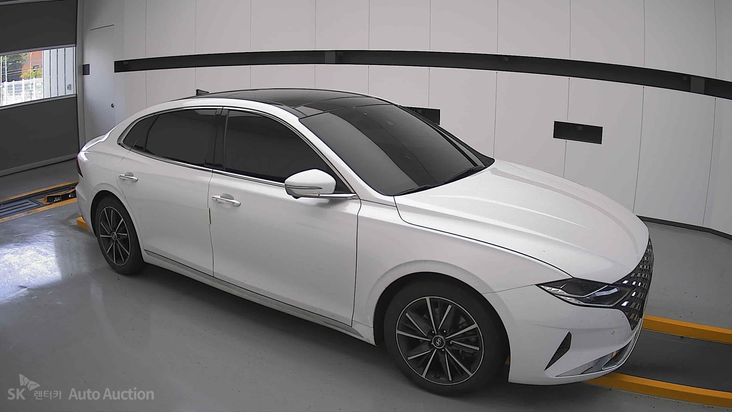 2021 - hyundai grandeur