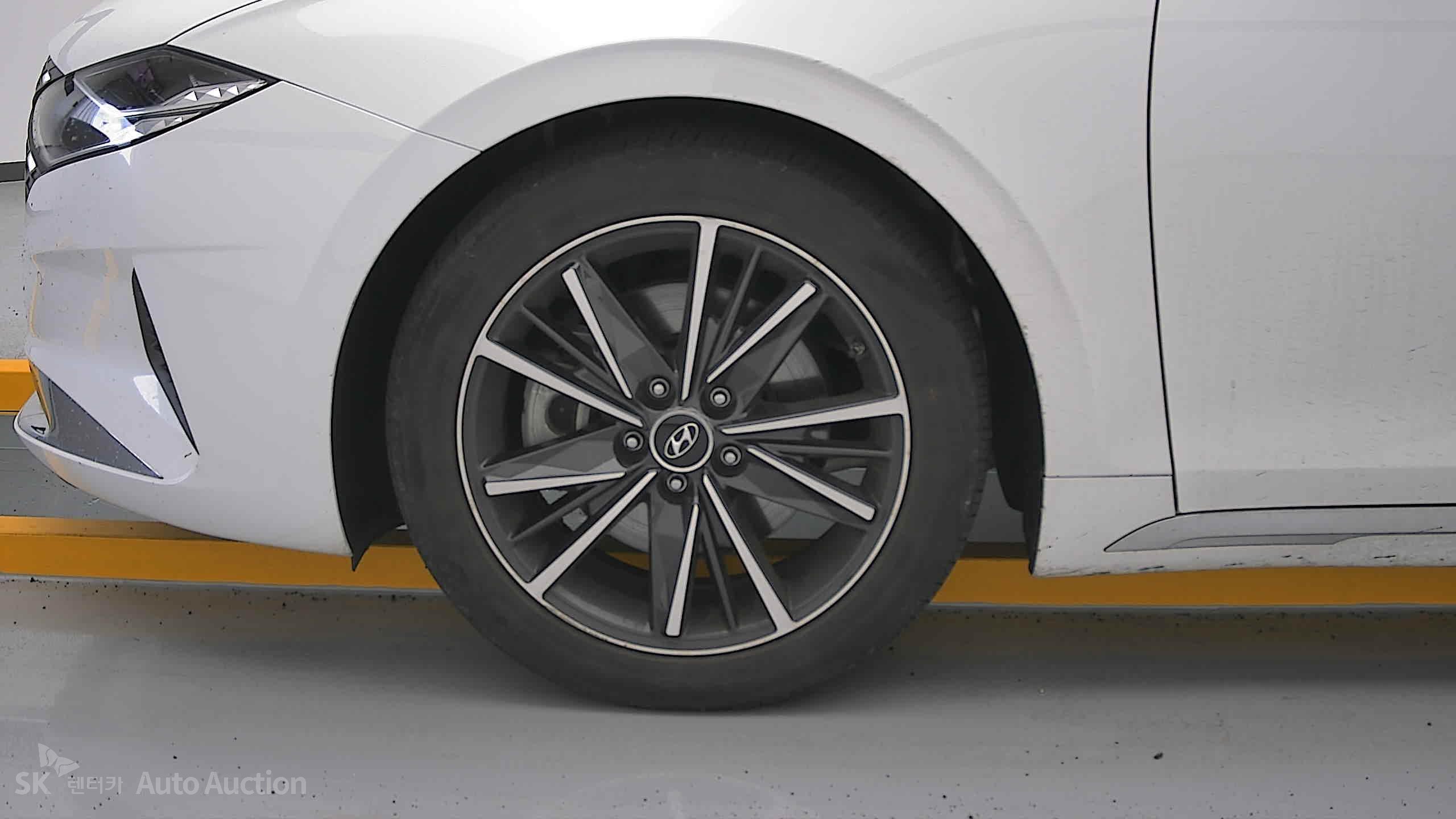 2021 - hyundai grandeur