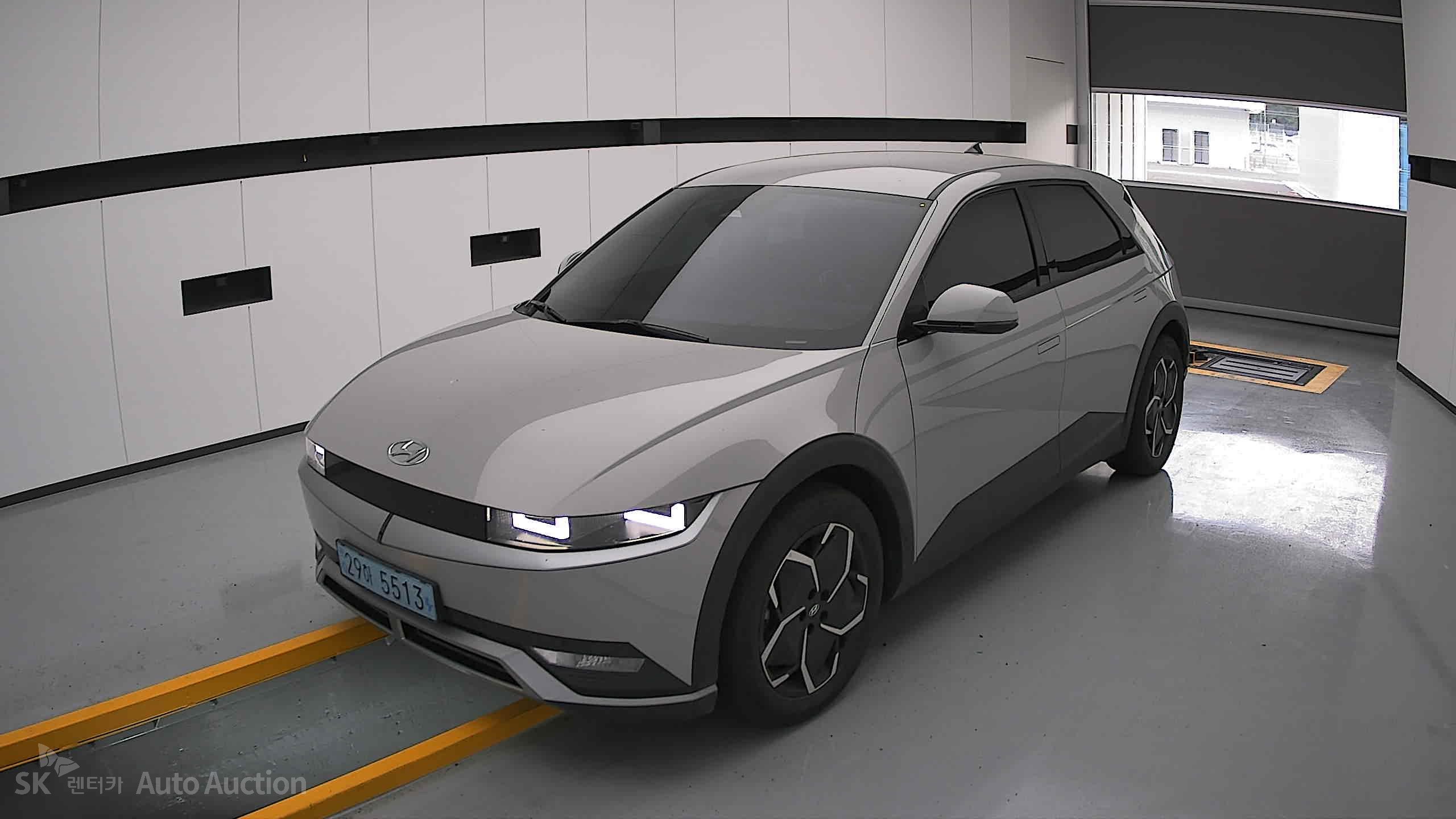 2022 - hyundai ioniq